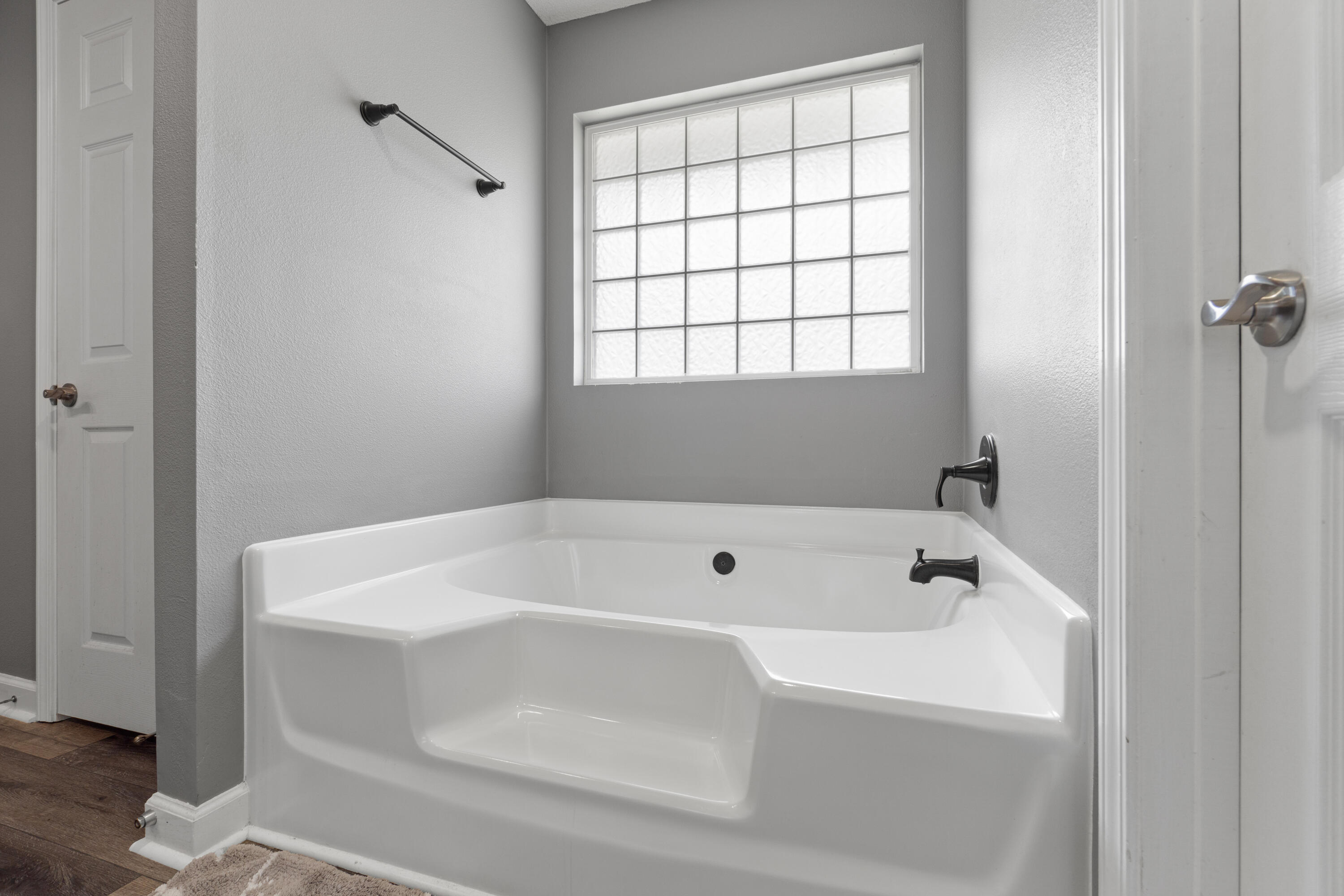 MARION MANOR - Residential