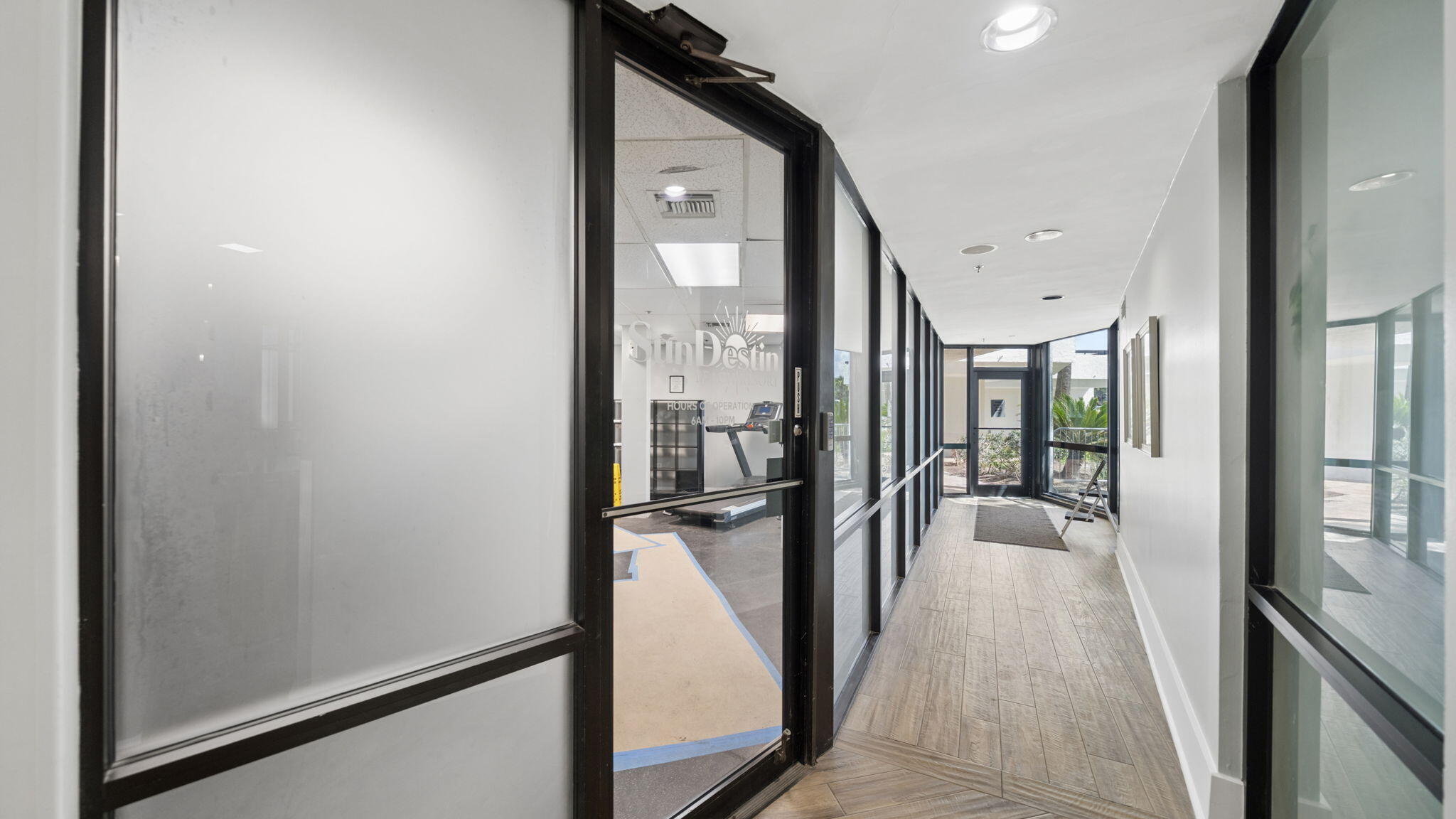 SUNDESTIN INTERNATIONAL CONDO - Residential