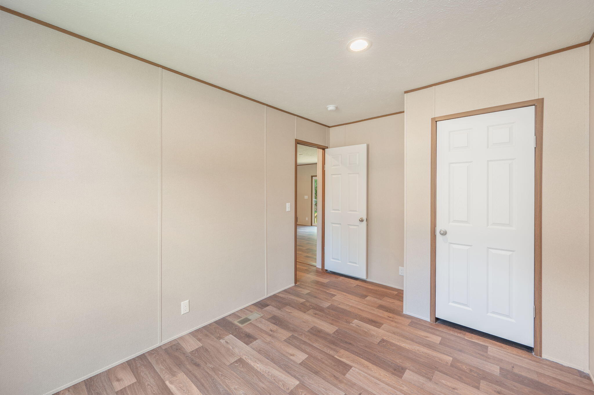 OAKWOOD HILLS UNIT 1 - Residential