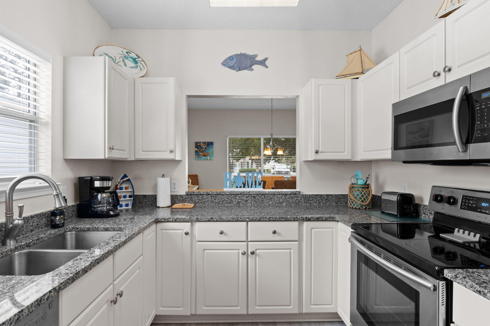 CRYSTAL BEACH - Residential
