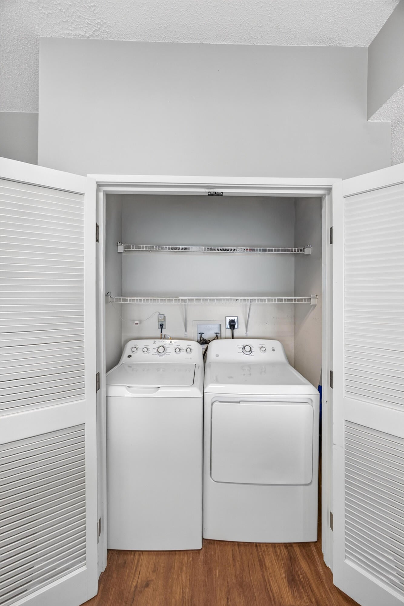 TIDES AT TOPS'L - Residential