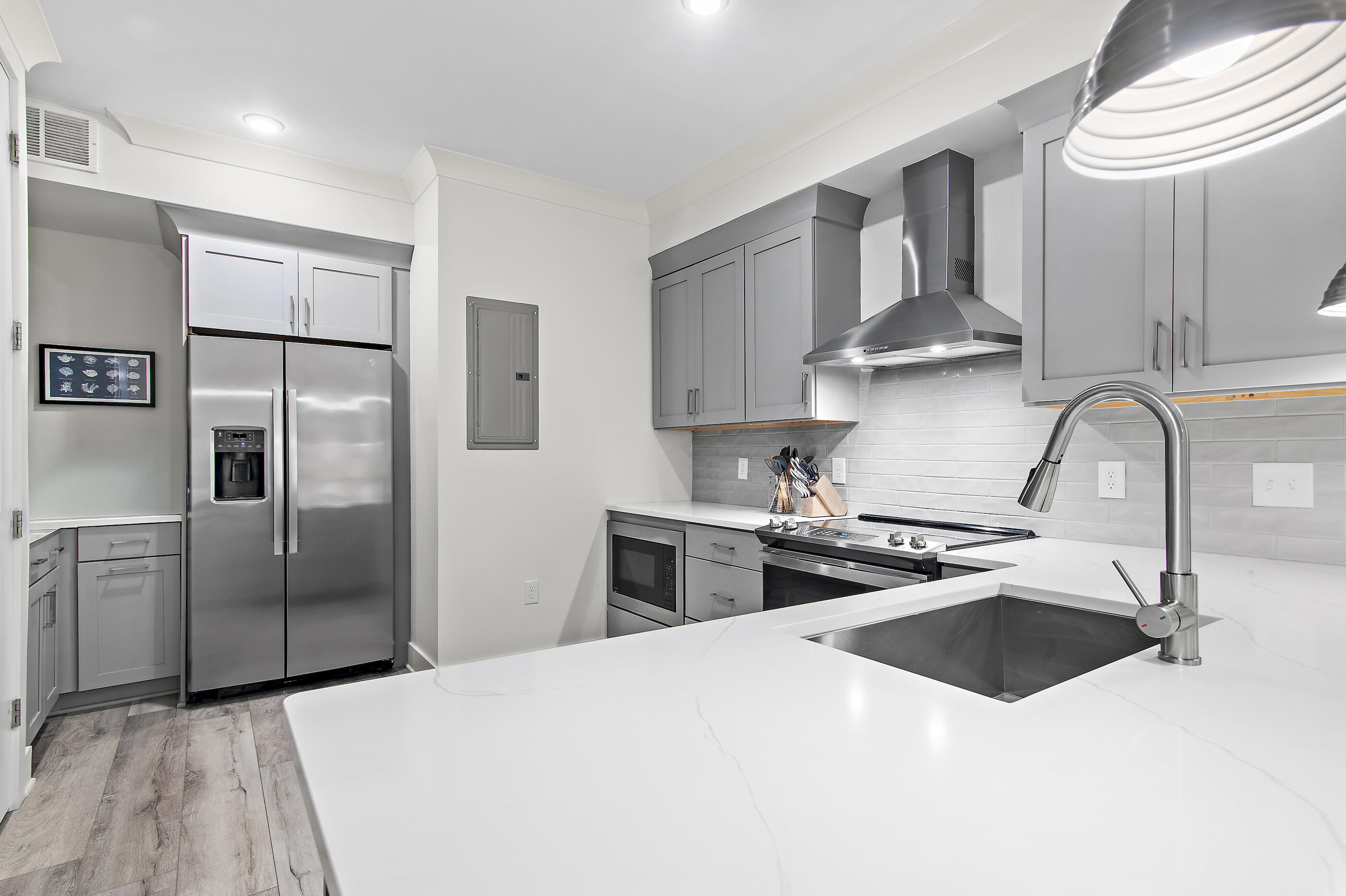 Pinewood 30A - Residential Lease