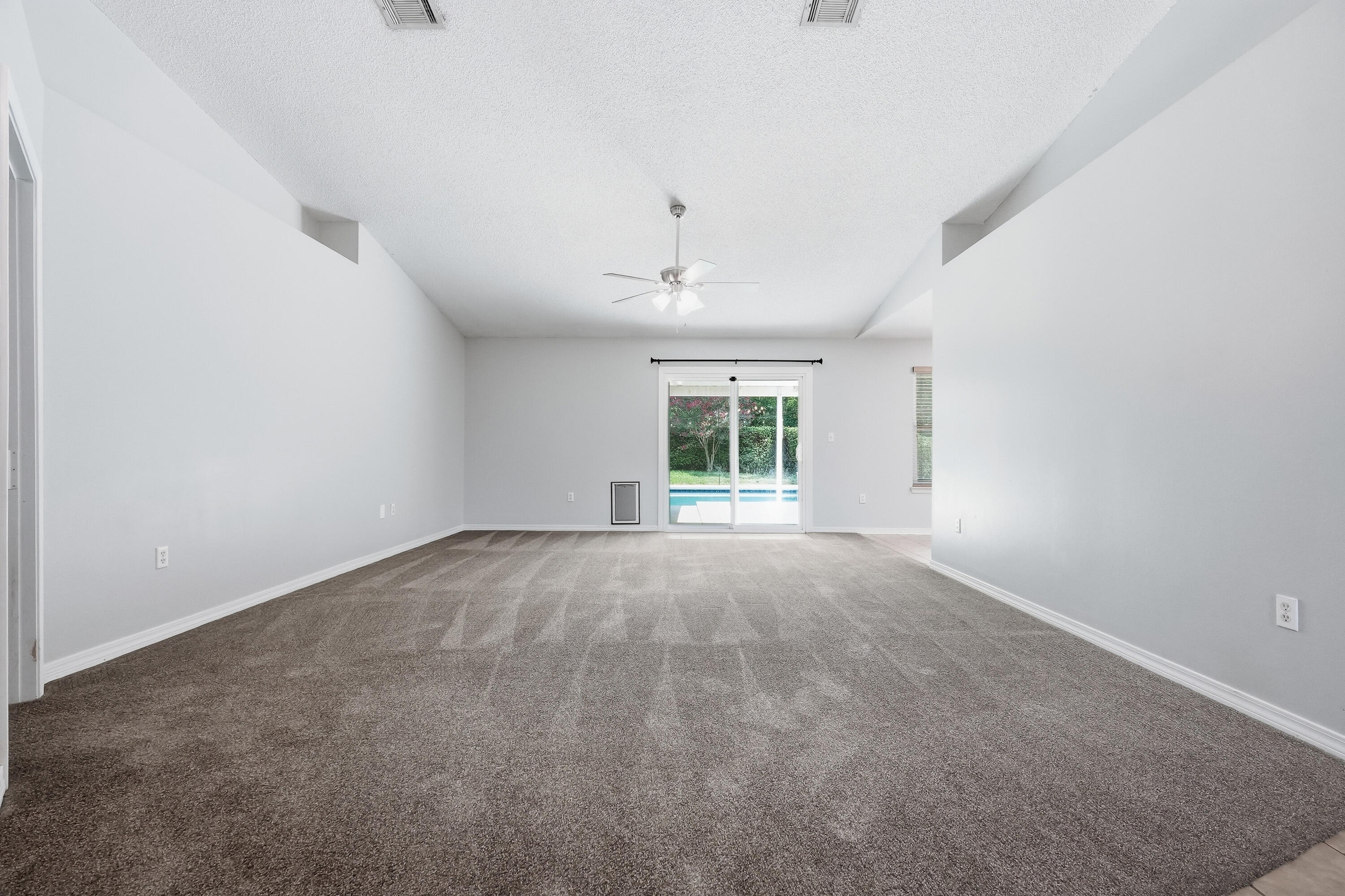COUNTRYVIEW ESTATES 4TH ADDN PH 6 - Residential Lease