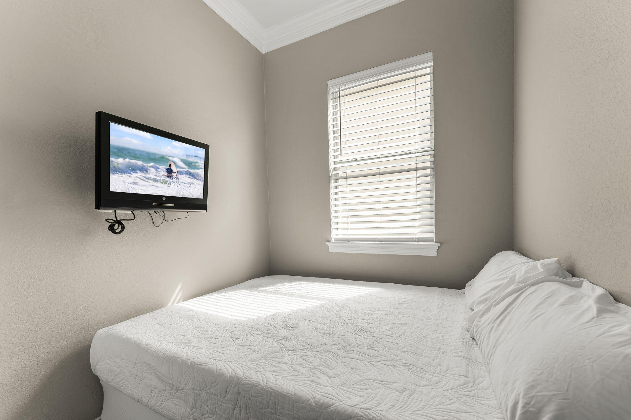 LOT 3 SPYGLASS VILLAS S/D TOGETHER WITH A 25% OWNERSHIP OF SPYGLASS DR & RETENTION AREA AS SHOWN ON - Residential