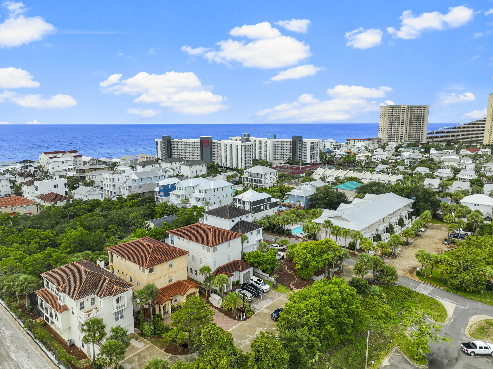 LOT 3 SPYGLASS VILLAS S/D TOGETHER WITH A 25% OWNERSHIP OF SPYGLASS DR & RETENTION AREA AS SHOWN ON - Residential