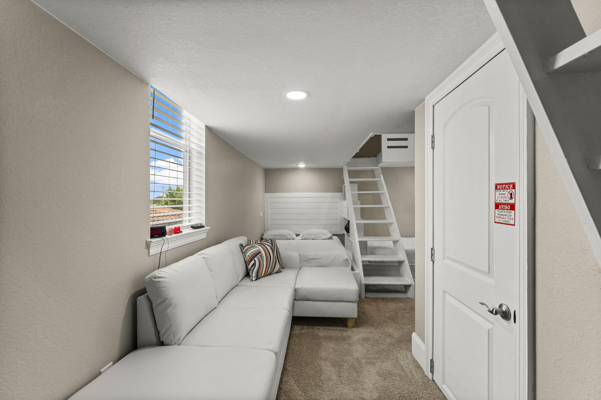 LOT 3 SPYGLASS VILLAS S/D TOGETHER WITH A 25% OWNERSHIP OF SPYGLASS DR & RETENTION AREA AS SHOWN ON - Residential