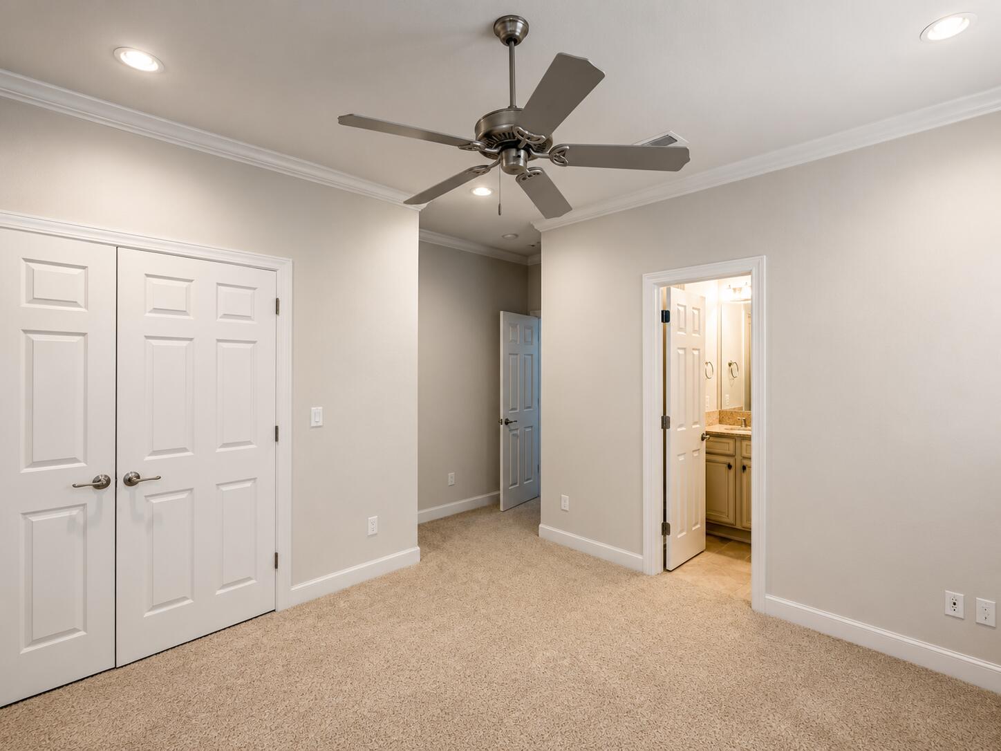 CALUSA BAY S/D - Residential Lease
