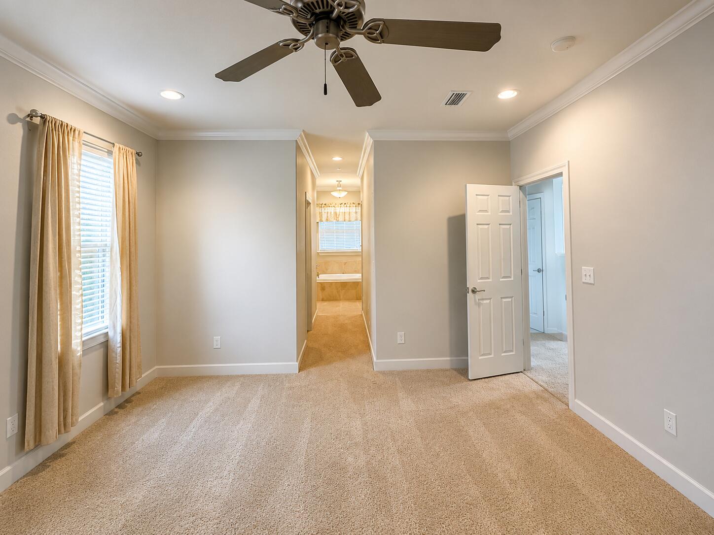 CALUSA BAY S/D - Residential Lease