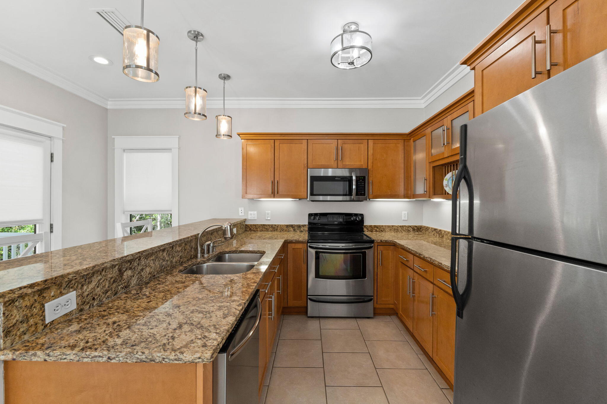 BAY MAGNOLIA - Residential