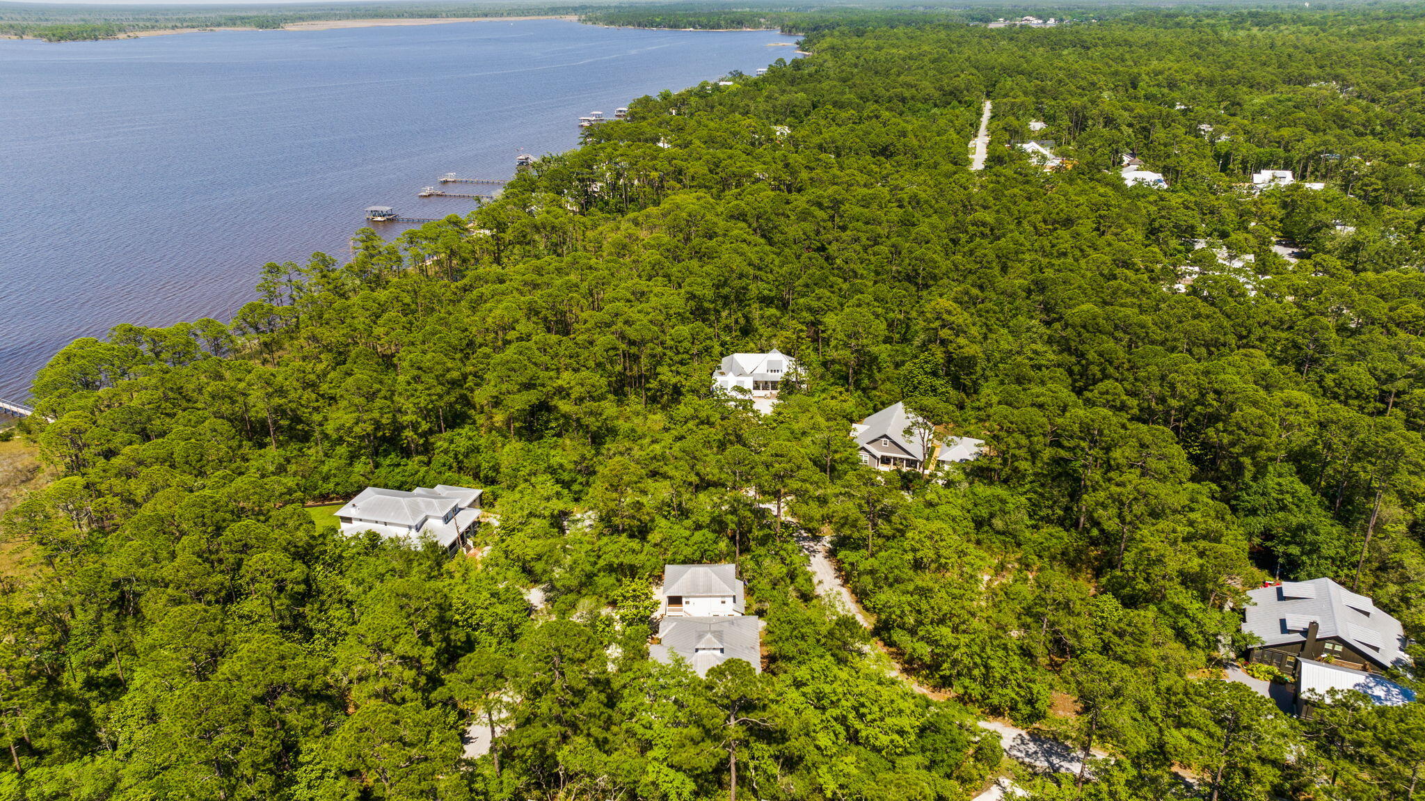 BAY MAGNOLIA - Residential