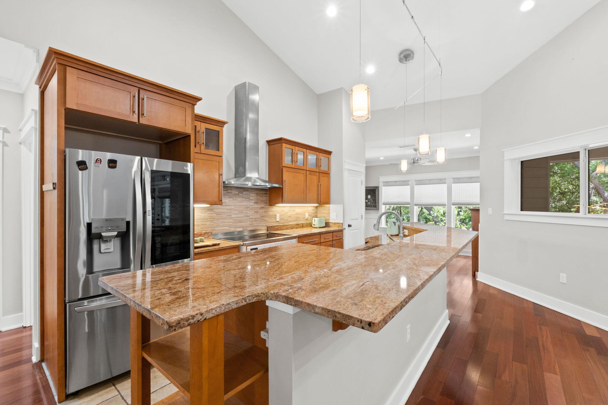 BAY MAGNOLIA - Residential