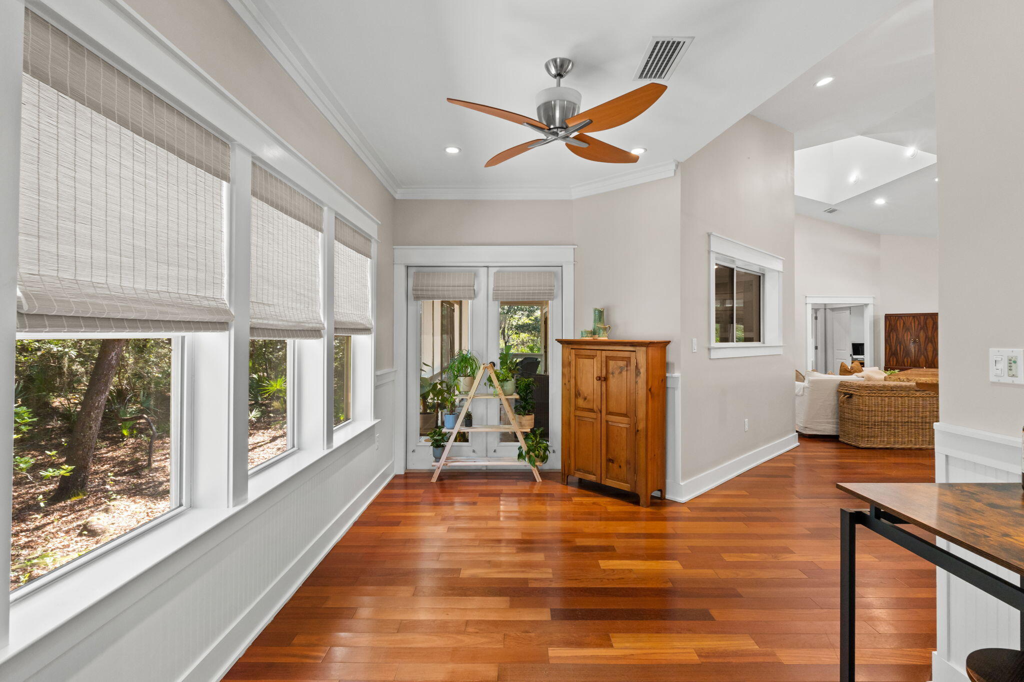 BAY MAGNOLIA - Residential