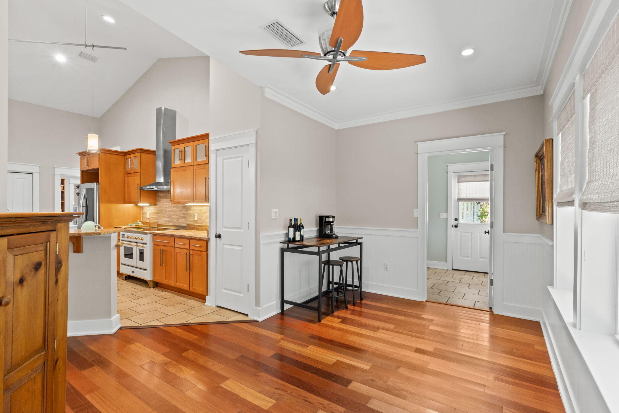 BAY MAGNOLIA - Residential