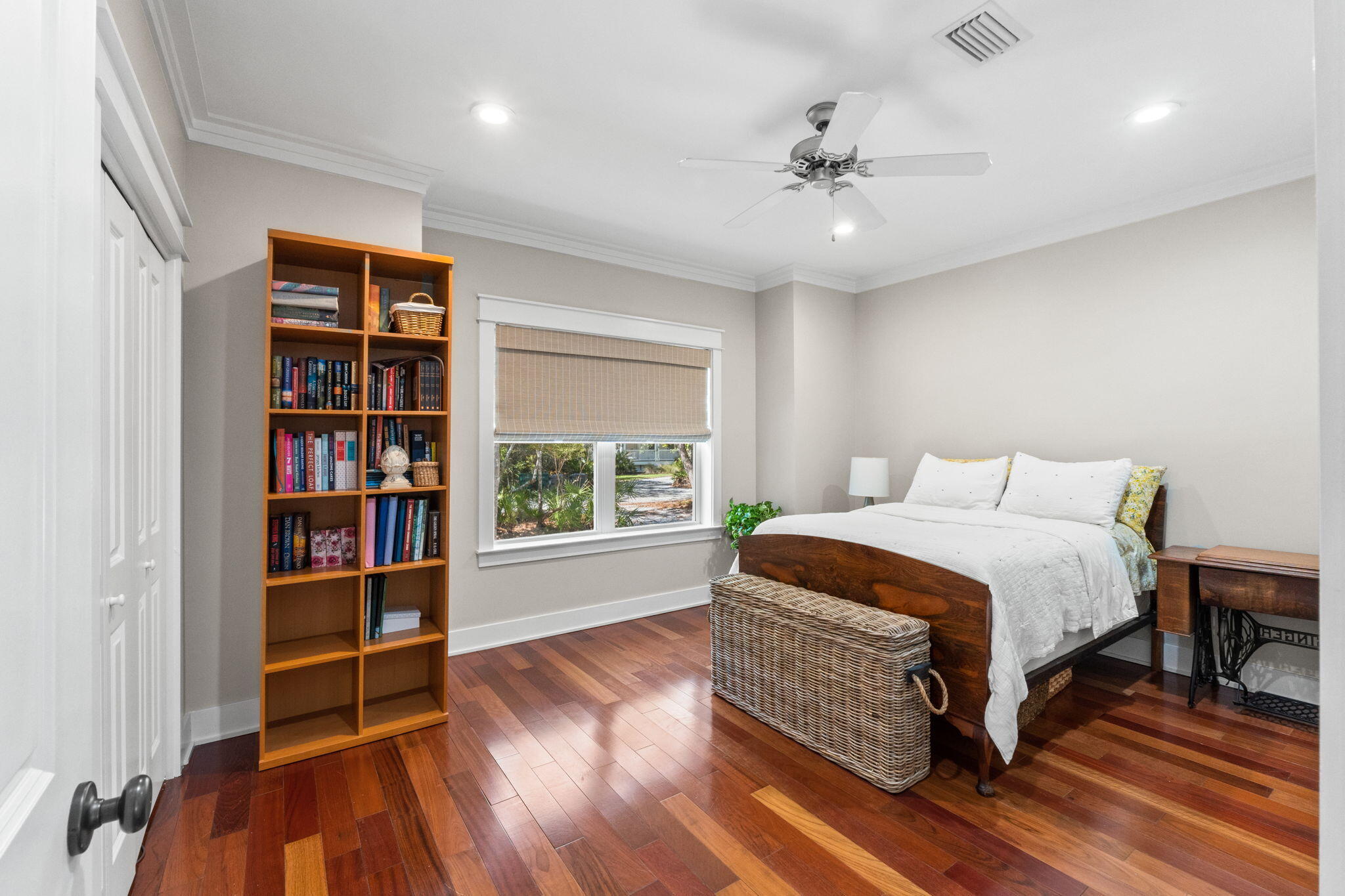 BAY MAGNOLIA - Residential