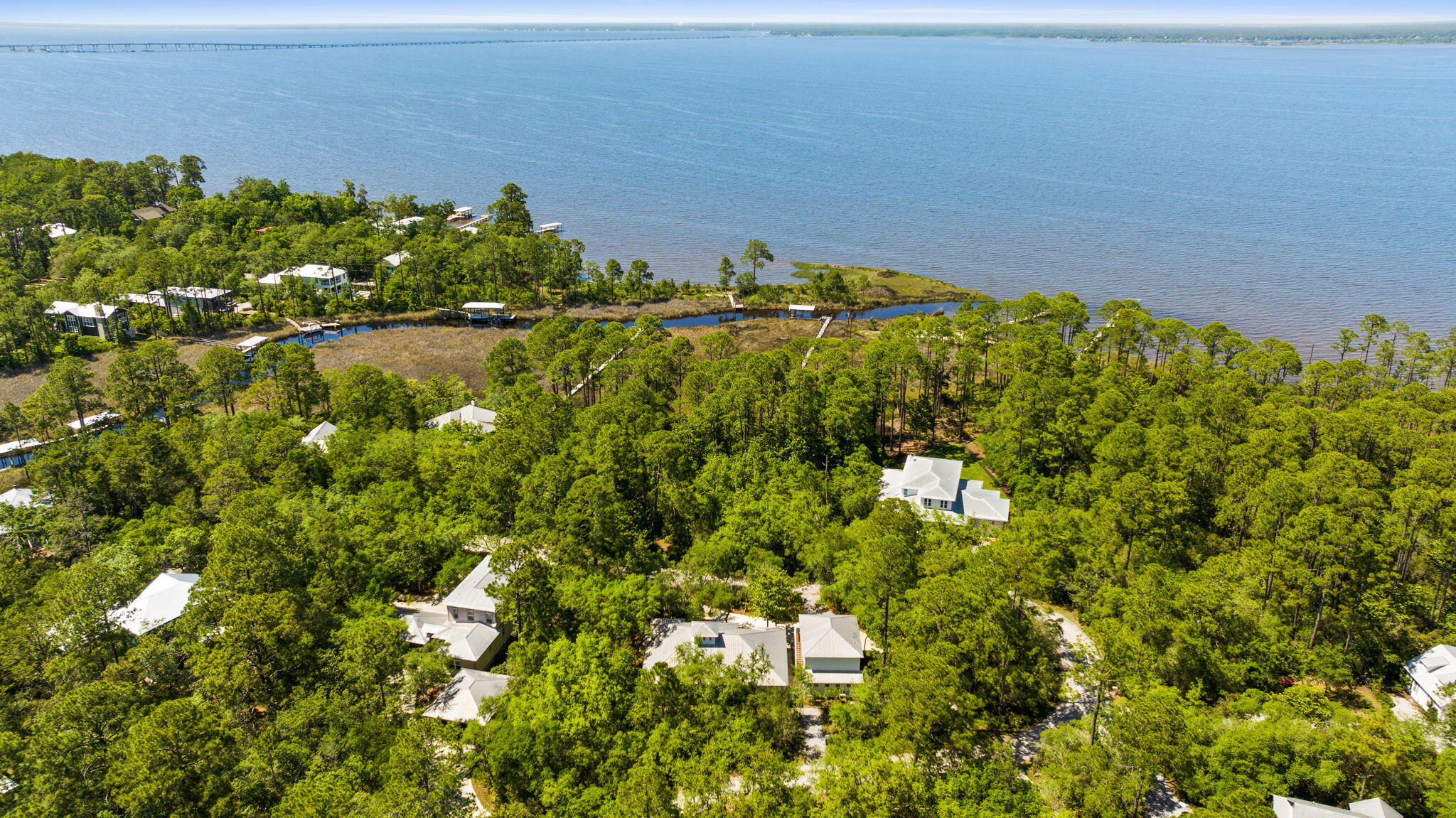 BAY MAGNOLIA - Residential