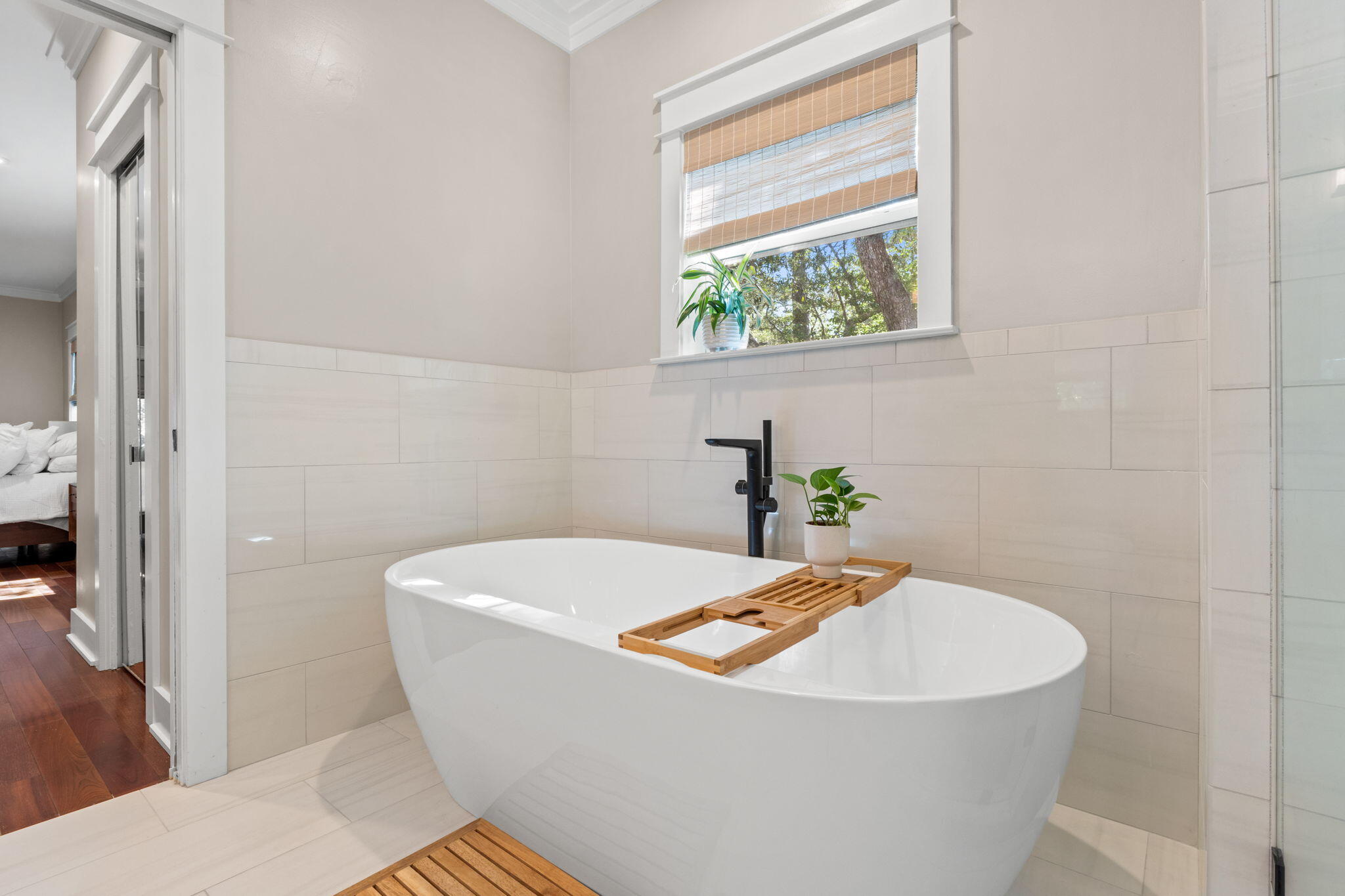 BAY MAGNOLIA - Residential