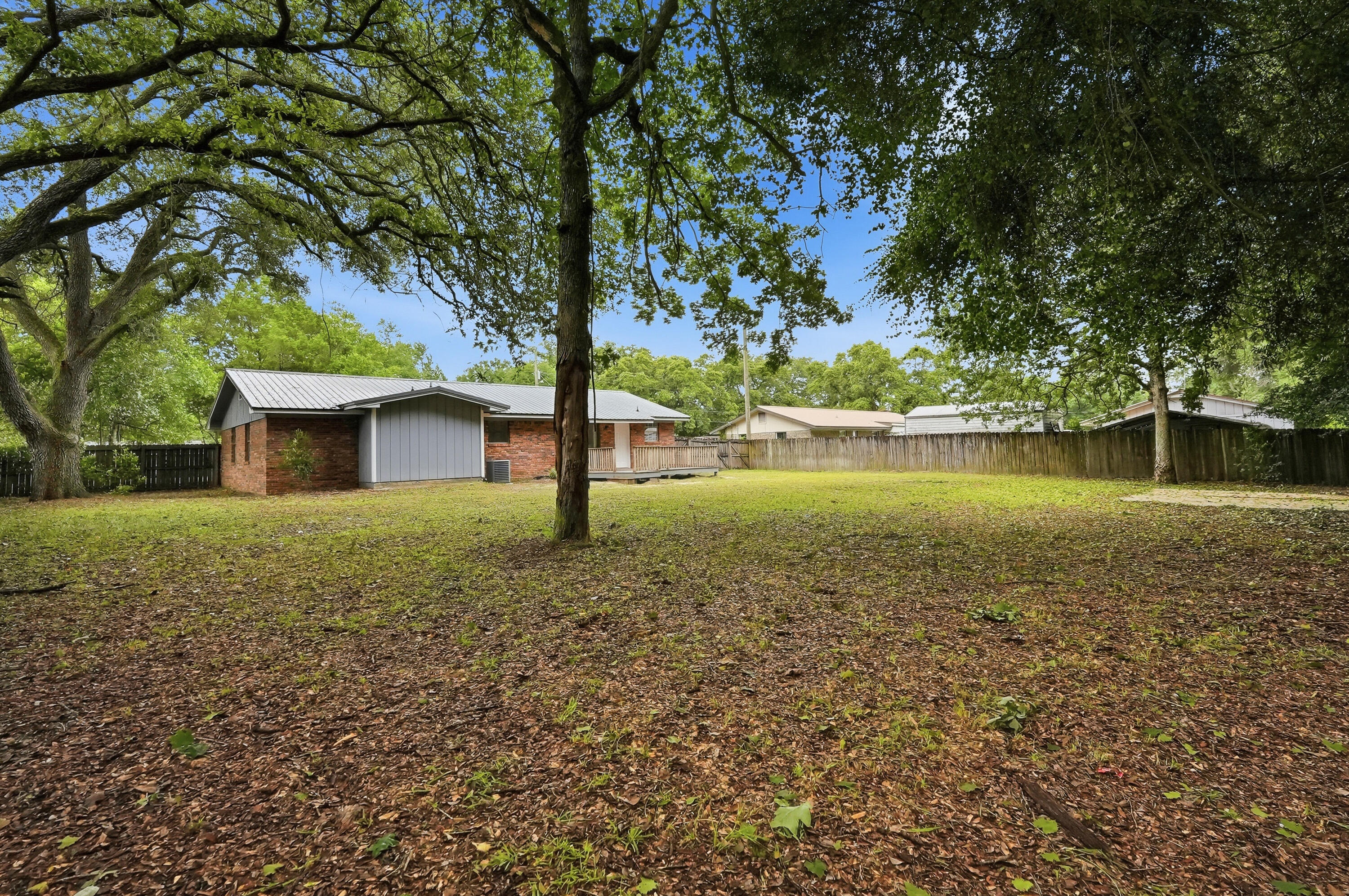 OAKDALE MINI FARMS - Residential