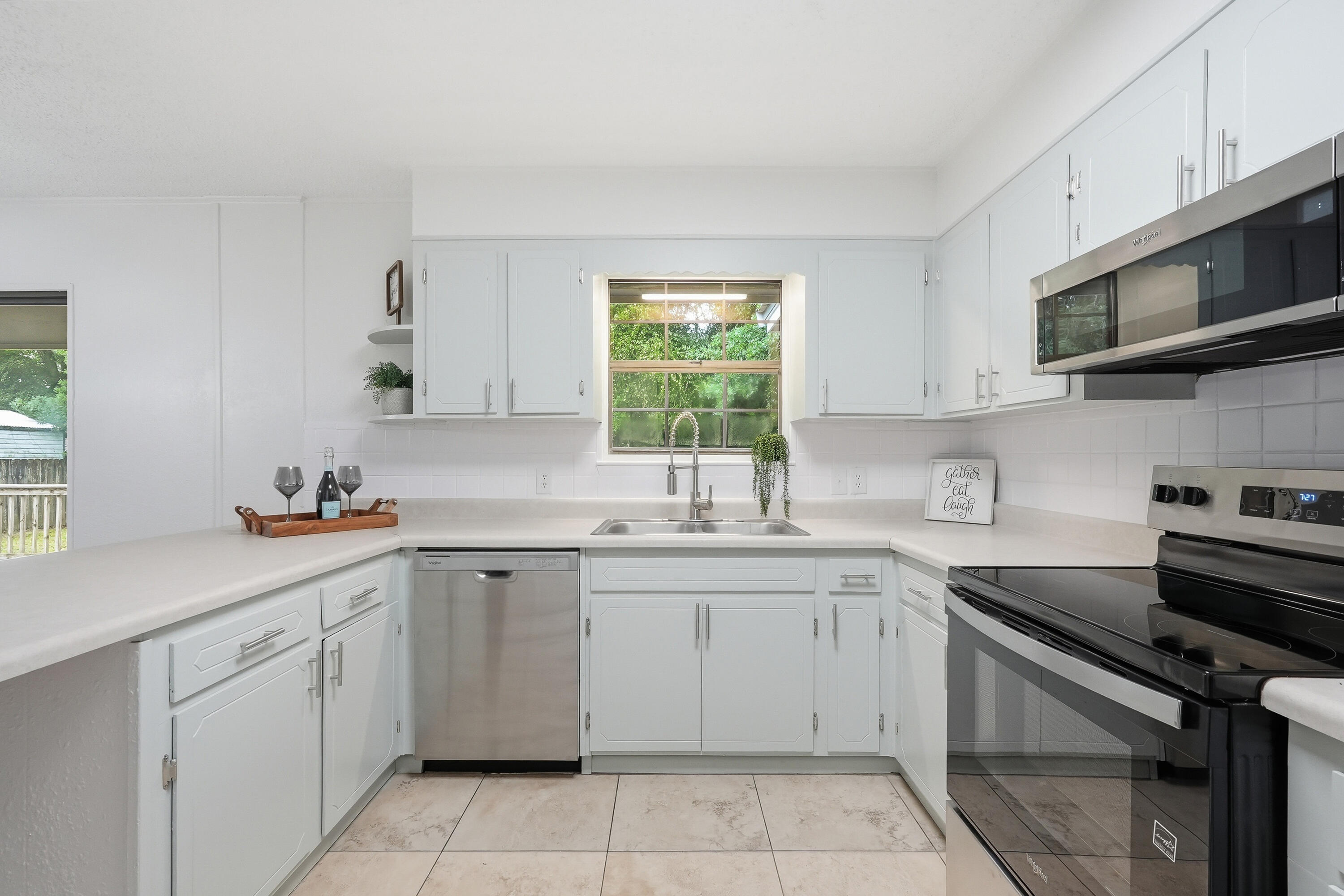 OAKDALE MINI FARMS - Residential