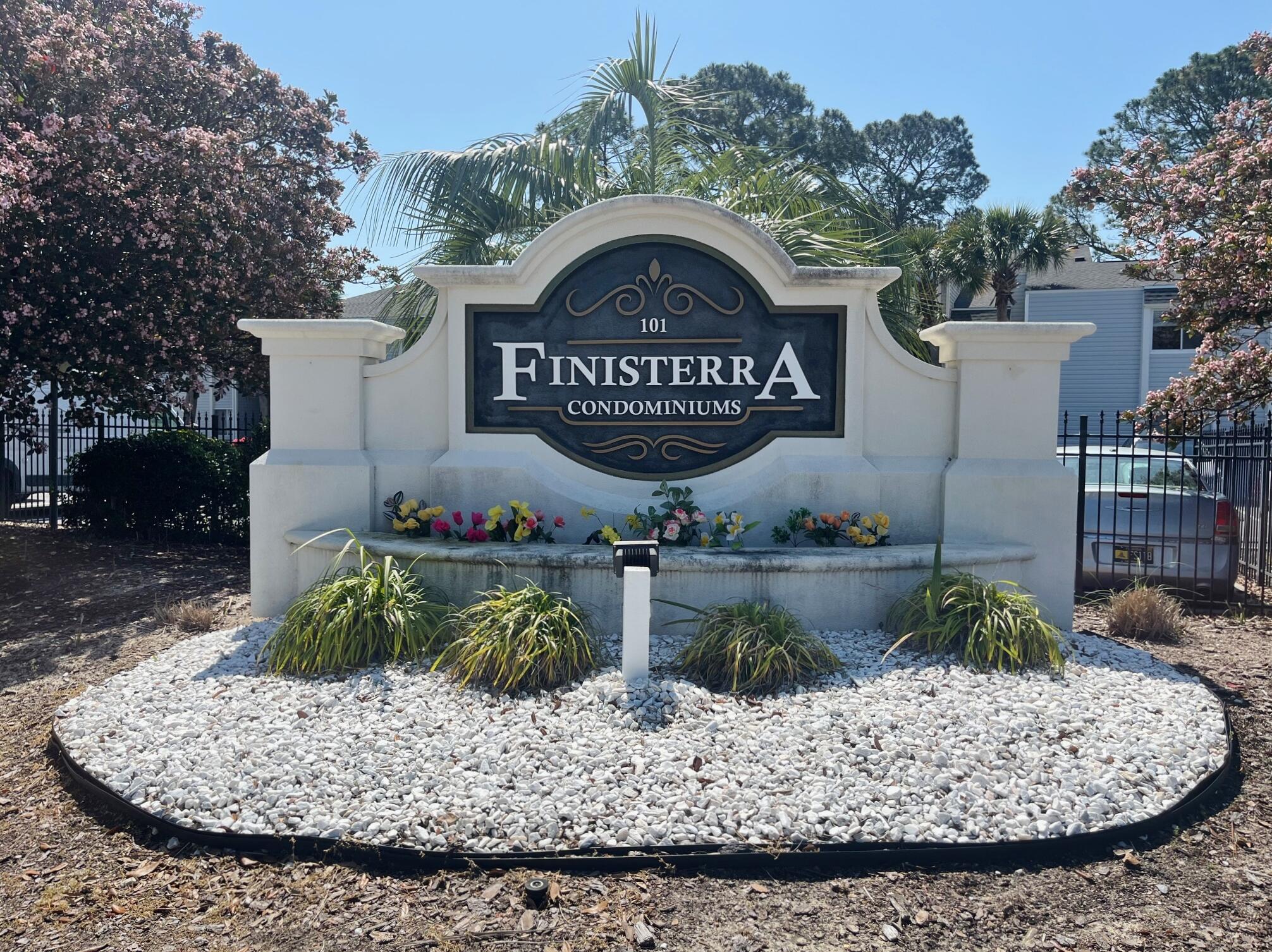 FINISTERRA CONDO - Residential