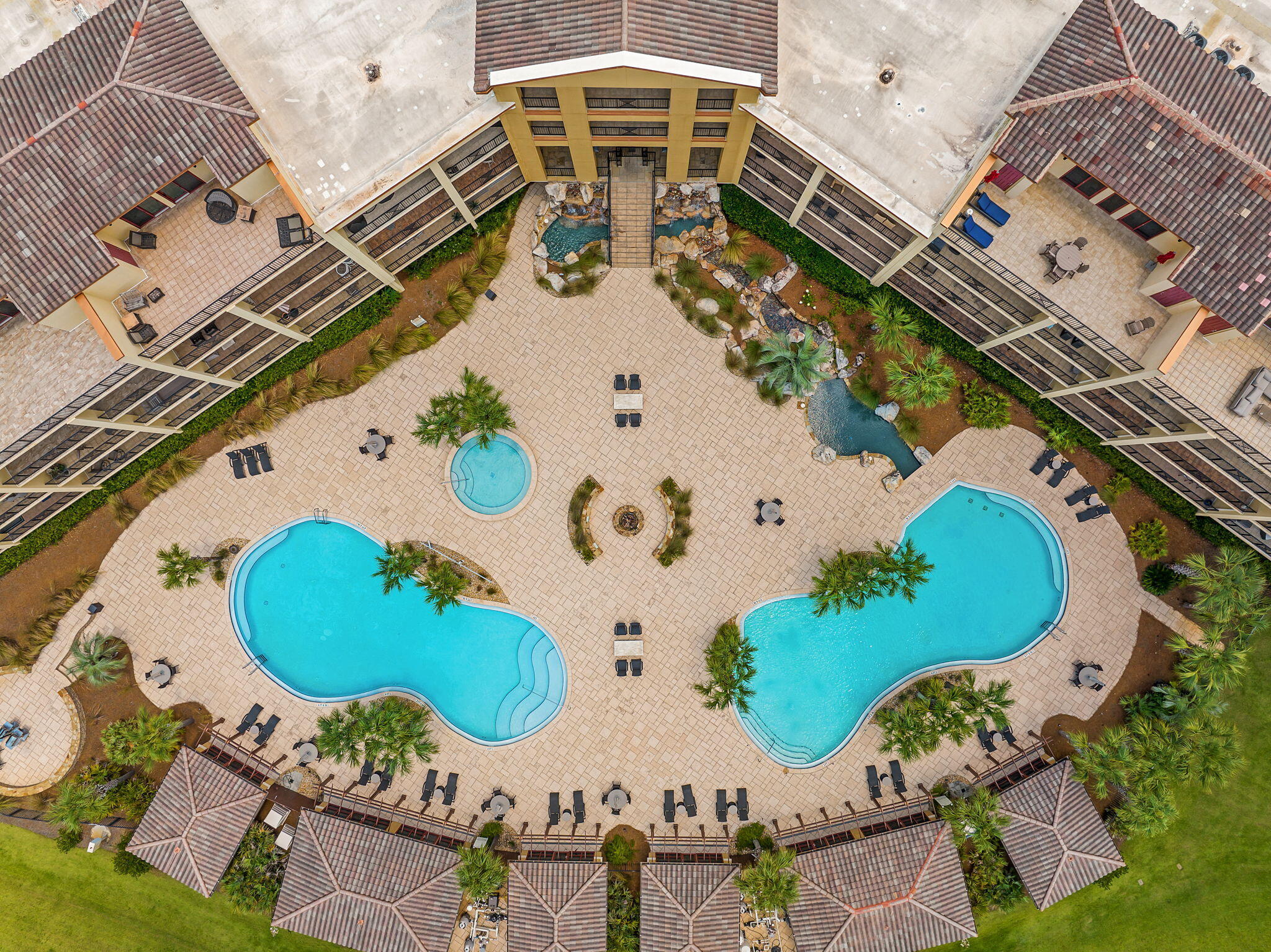 SANCTUARY BY THE SEA CONDO - Residential