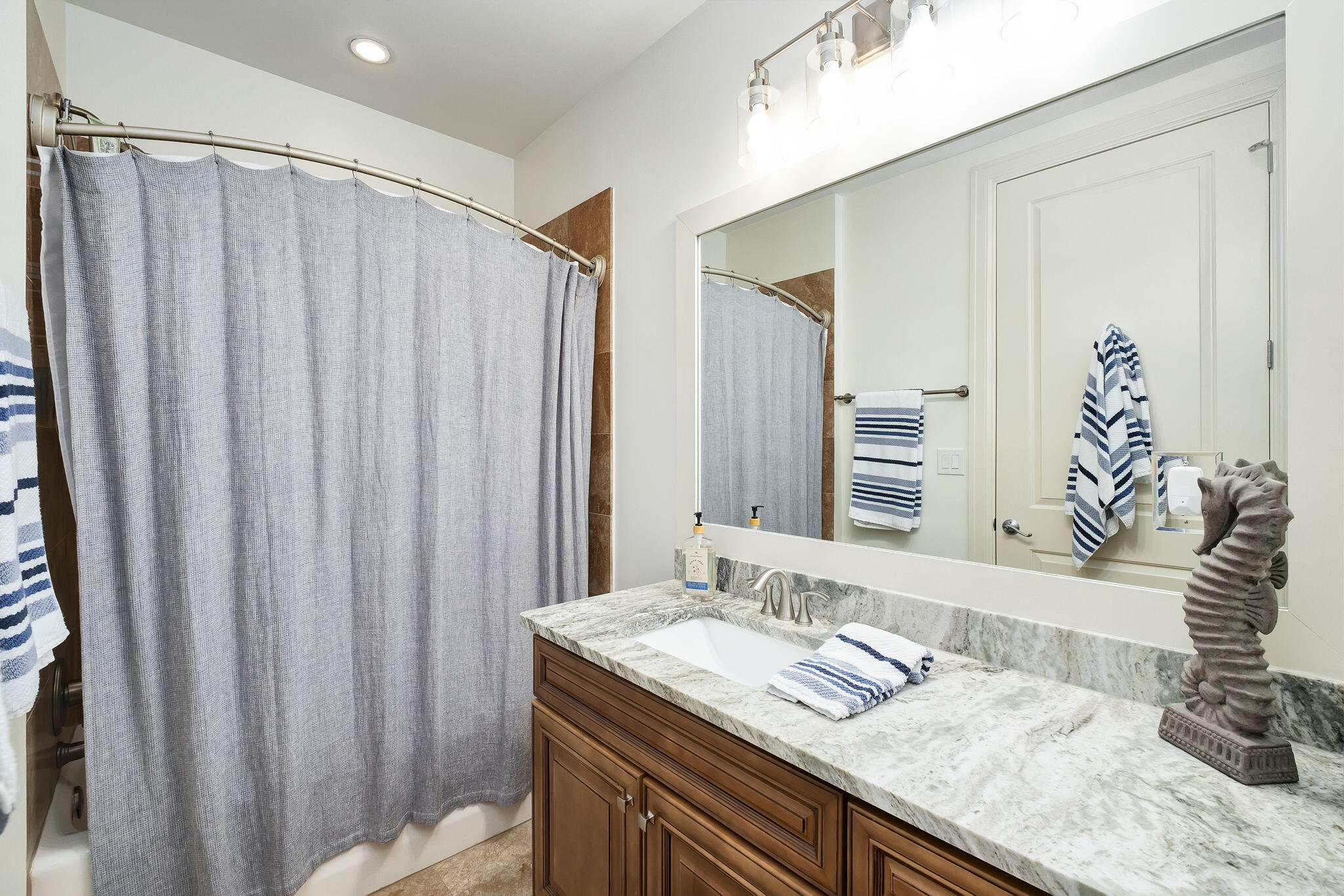 SANCTUARY BY THE SEA CONDO - Residential