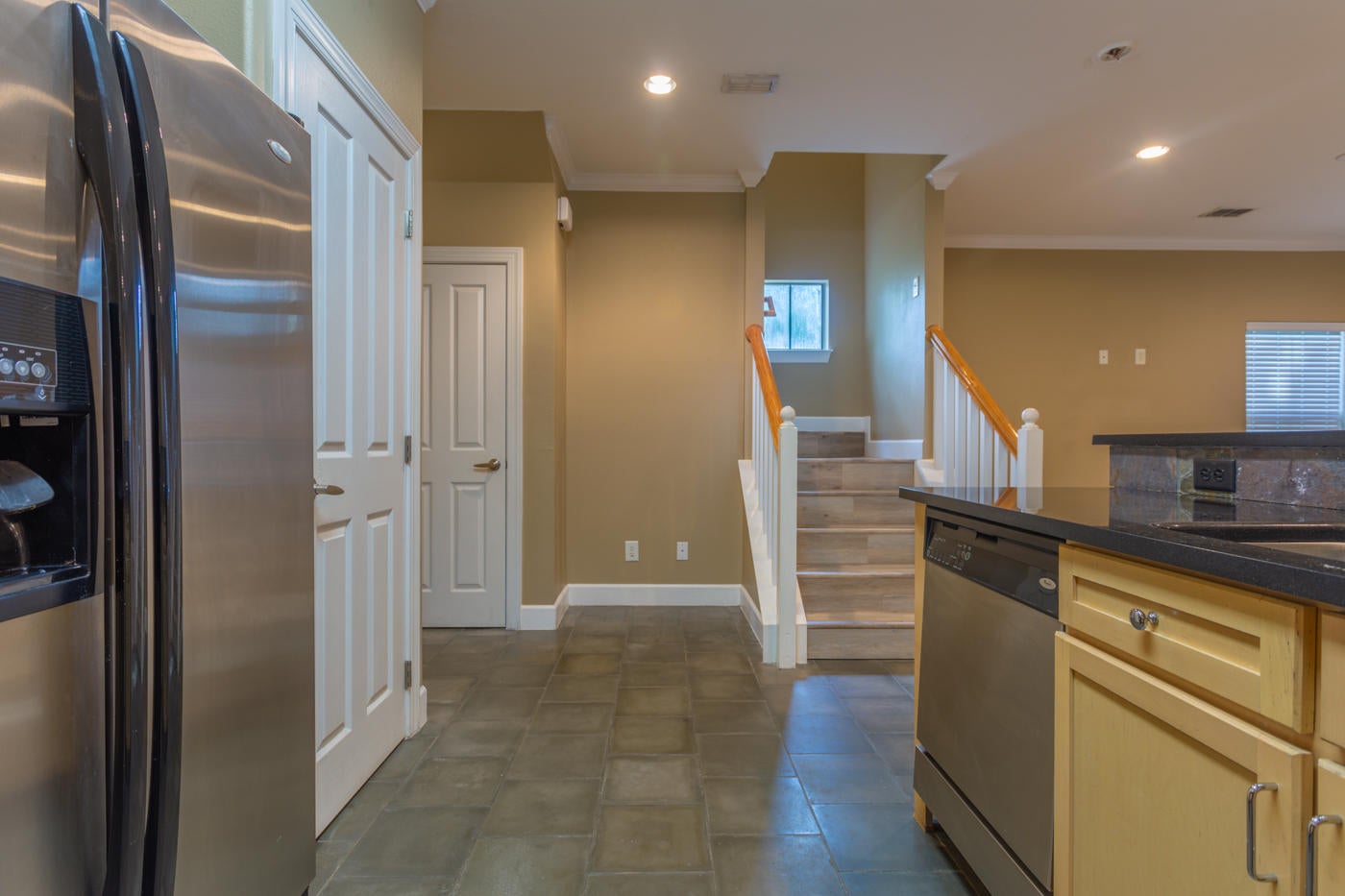 SOUTH HAVEN TOWNHOMES - Residential Lease