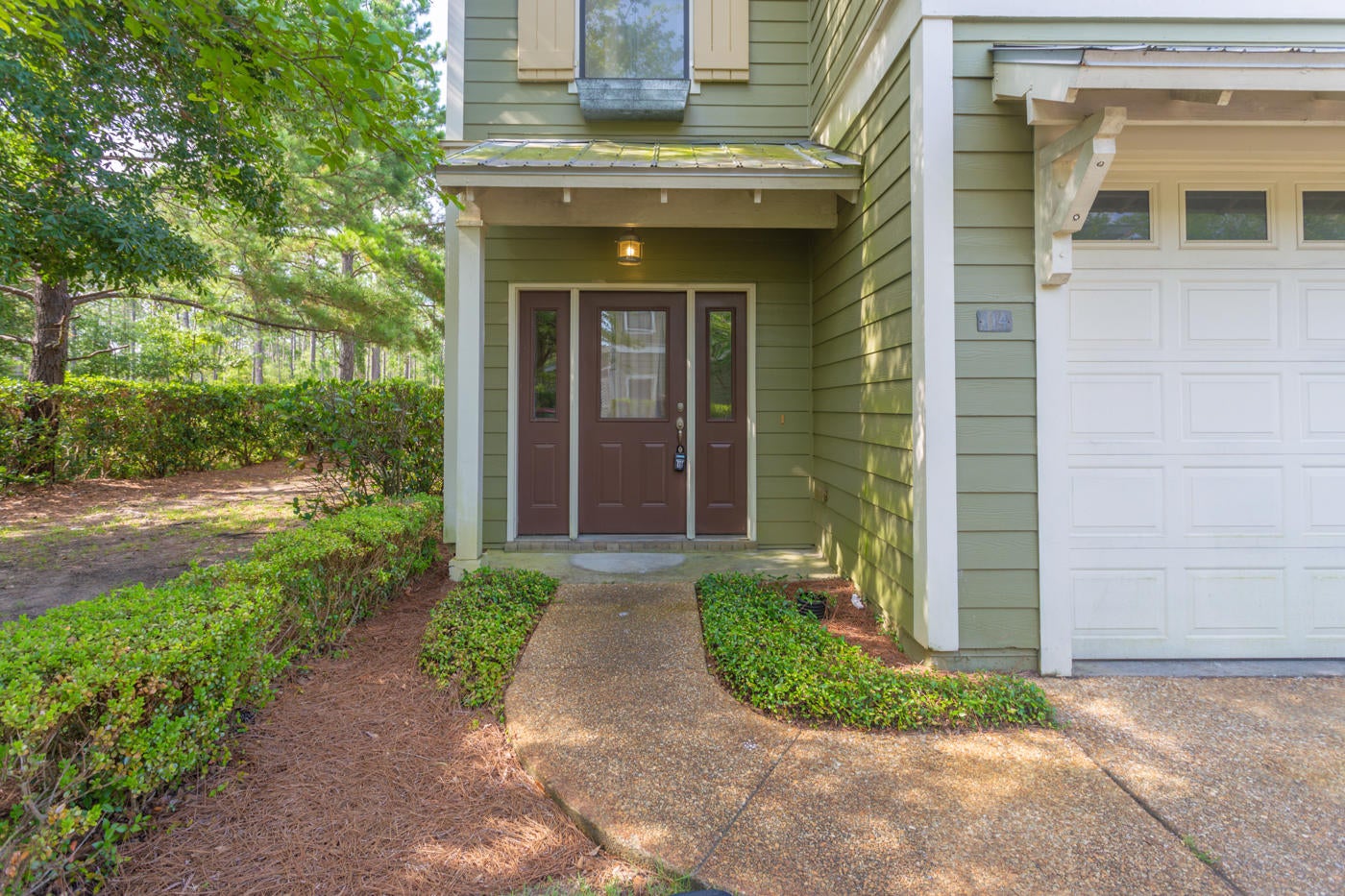 SOUTH HAVEN TOWNHOMES - Residential Lease