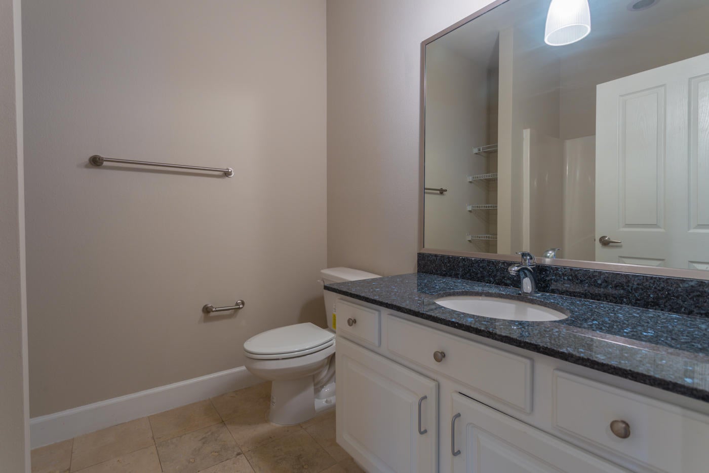 SOUTH HAVEN TOWNHOMES - Residential Lease