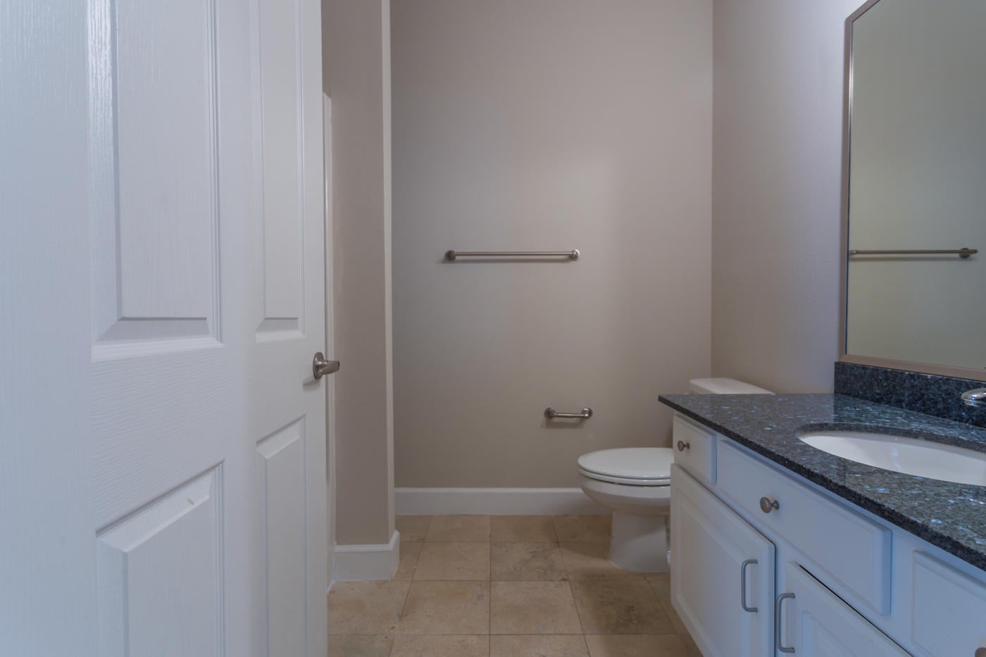 SOUTH HAVEN TOWNHOMES - Residential Lease