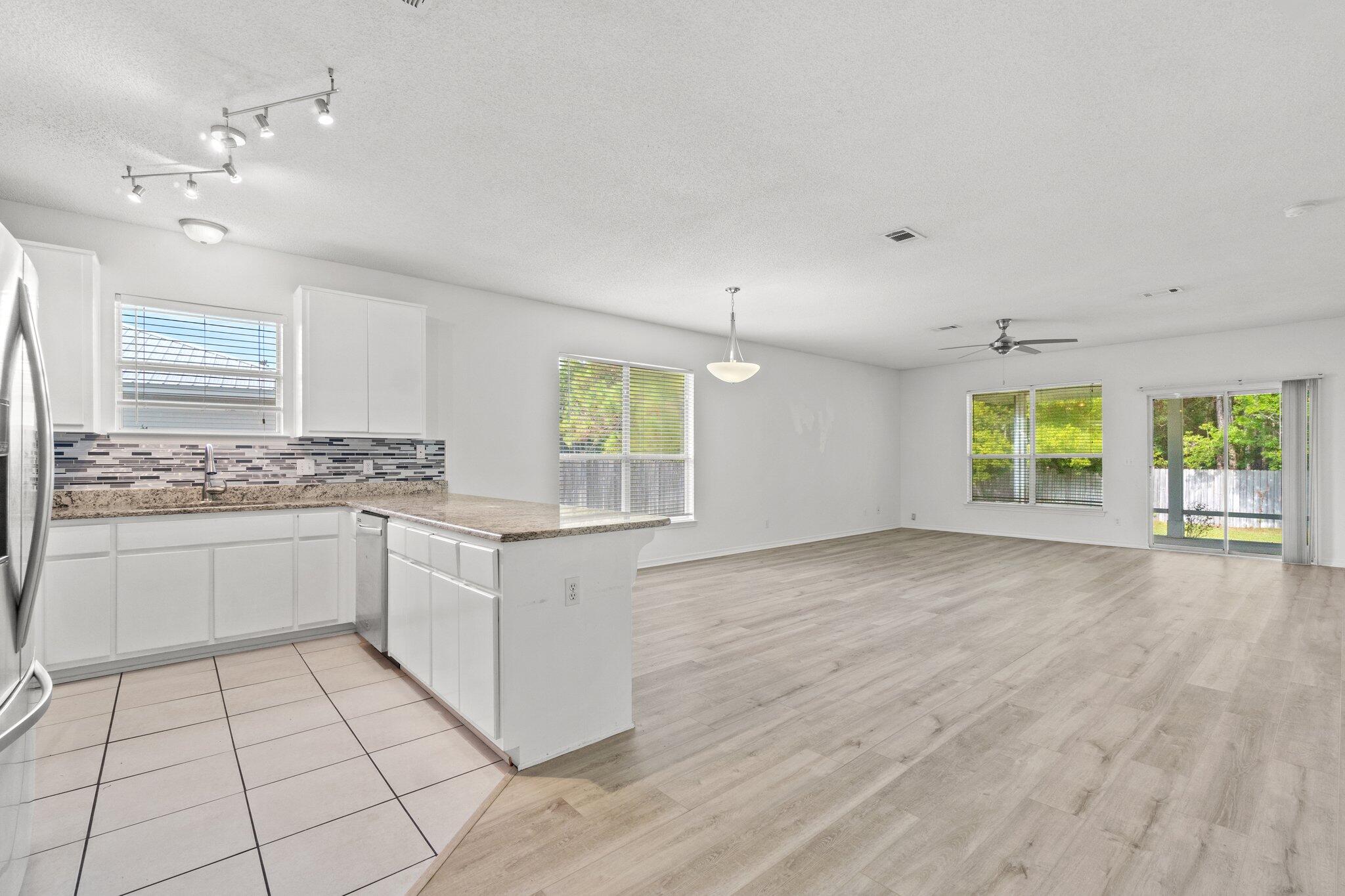FLAMINGO VILLAGE - Residential Lease