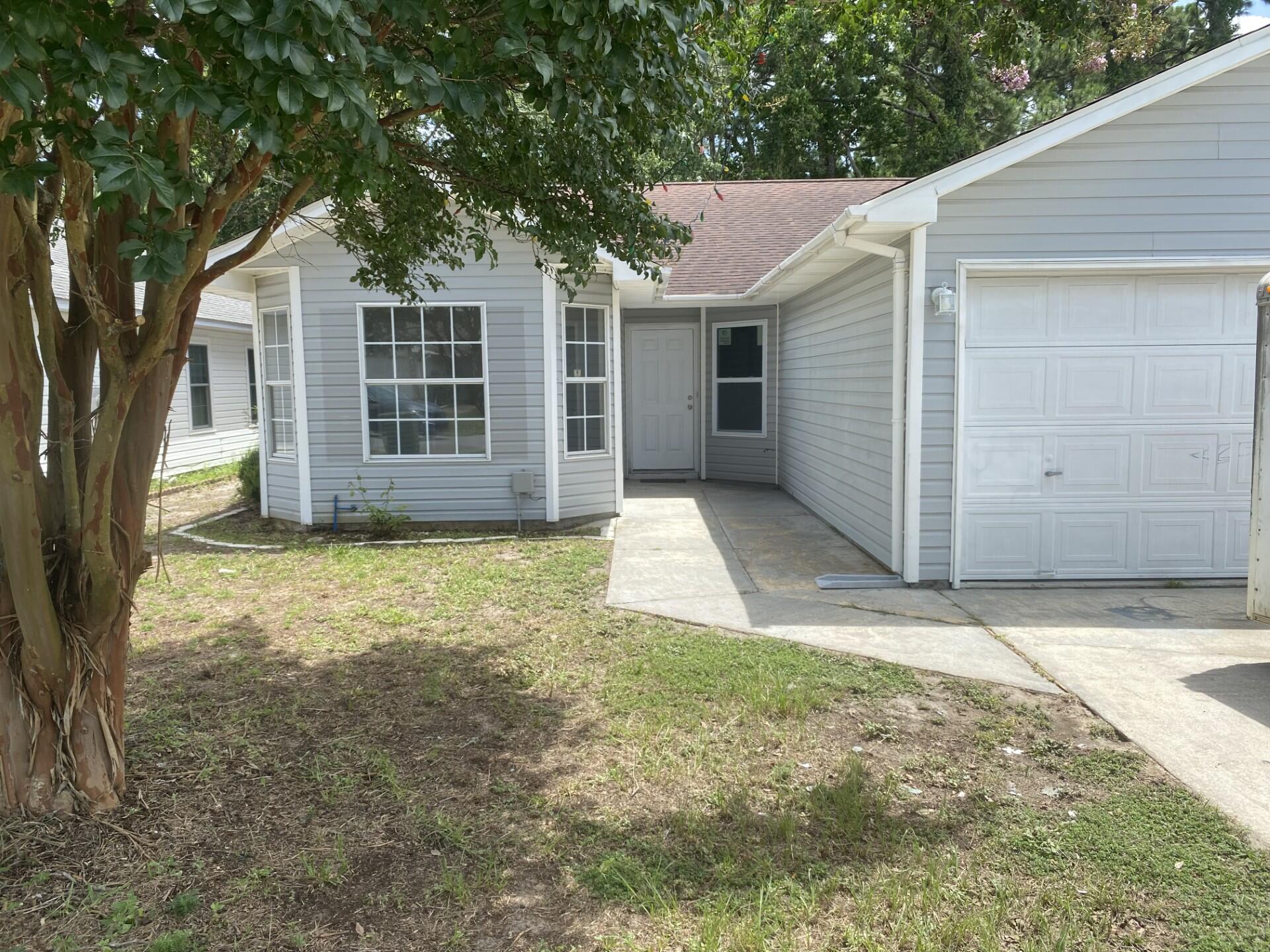 EMERALD ESTATES - Residential