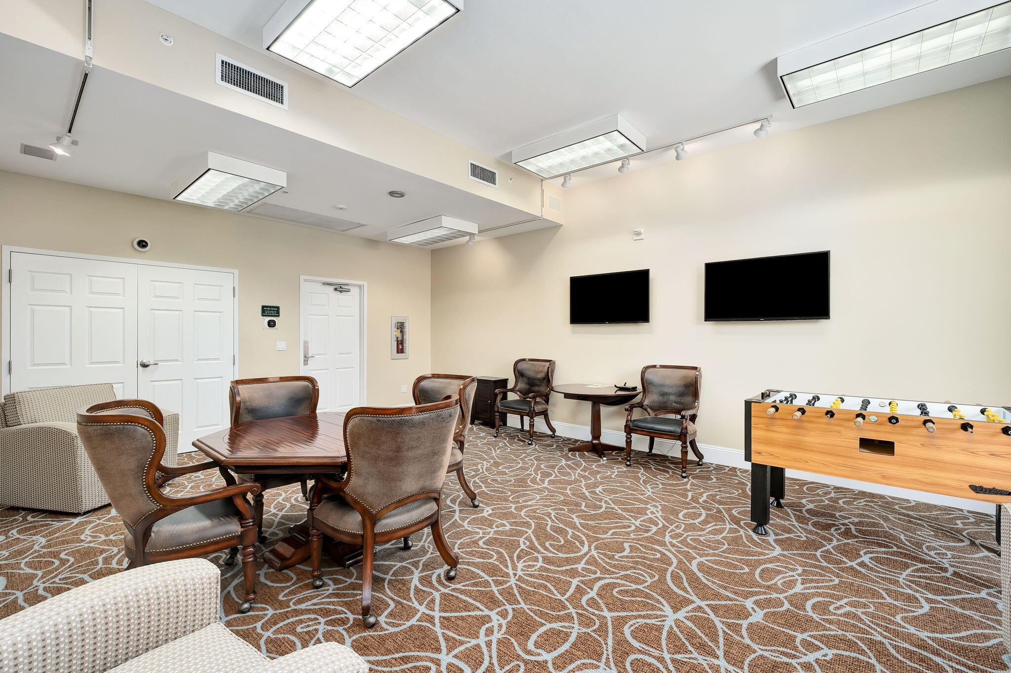 ONE BEACH CLUB DRIVE - Residential