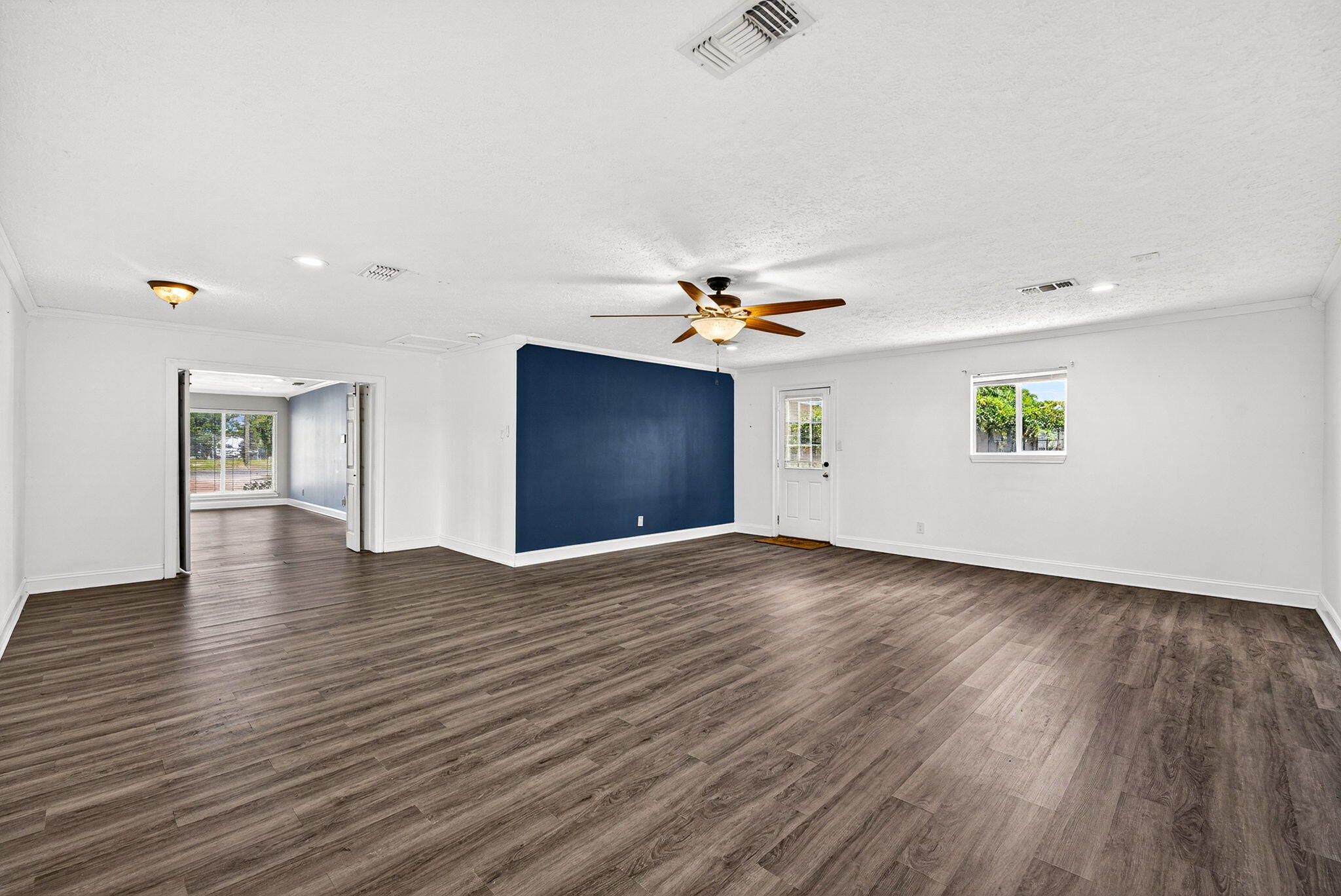 HENTZ 1ST ADDN UNIT B REPLAT - Residential