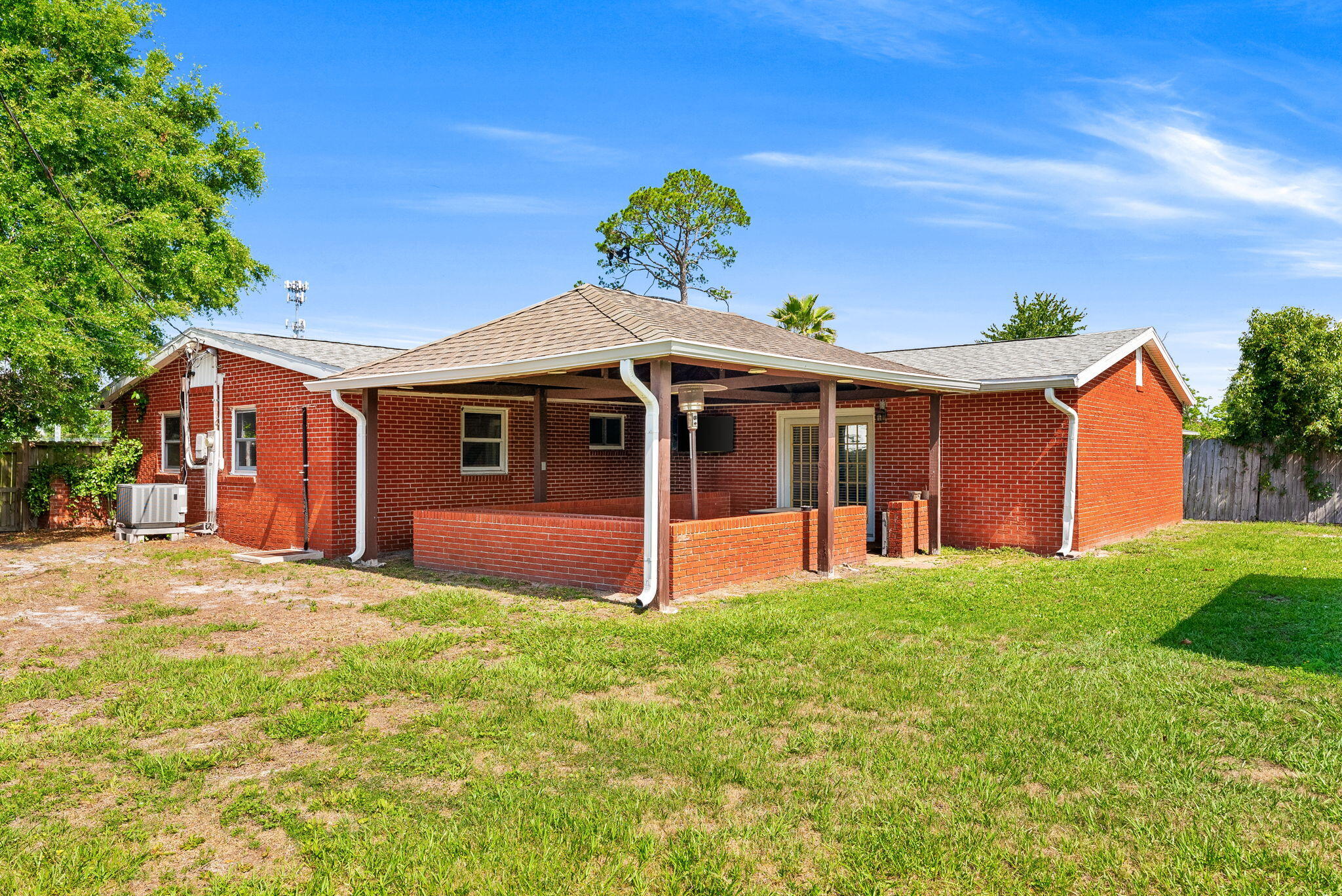 HENTZ 1ST ADDN UNIT B REPLAT - Residential