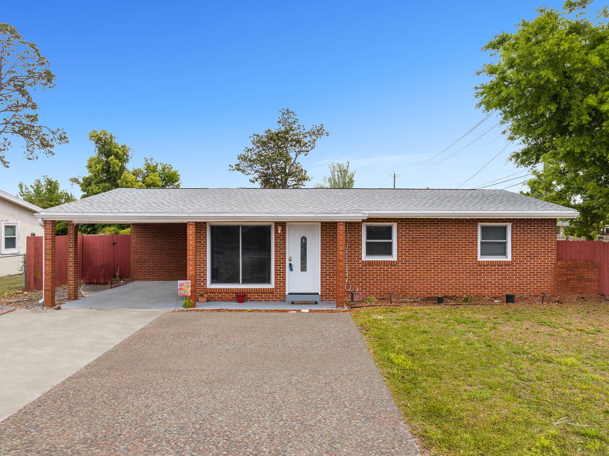 HENTZ 1ST ADDN UNIT B REPLAT - Residential