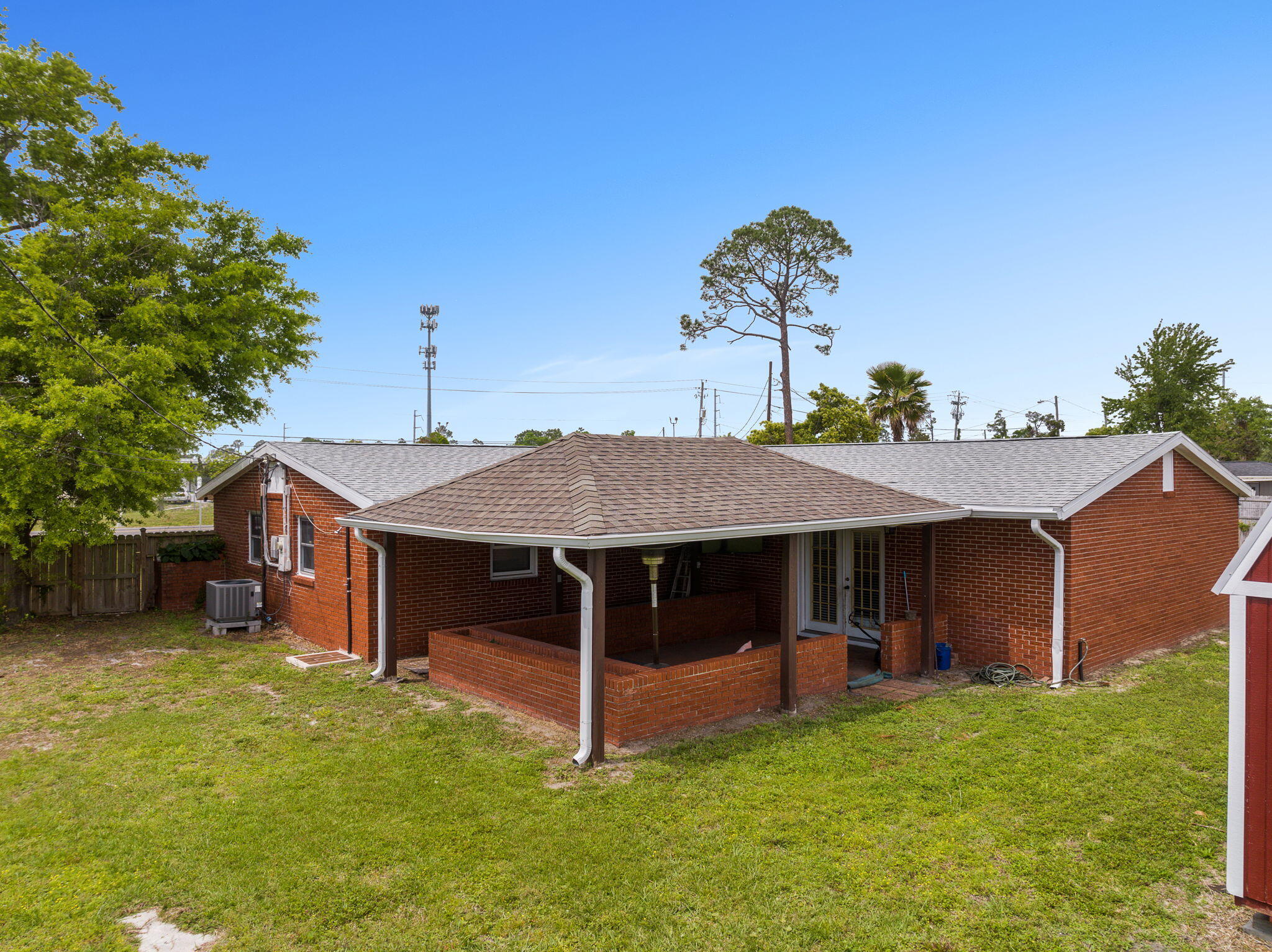HENTZ 1ST ADDN UNIT B REPLAT - Residential