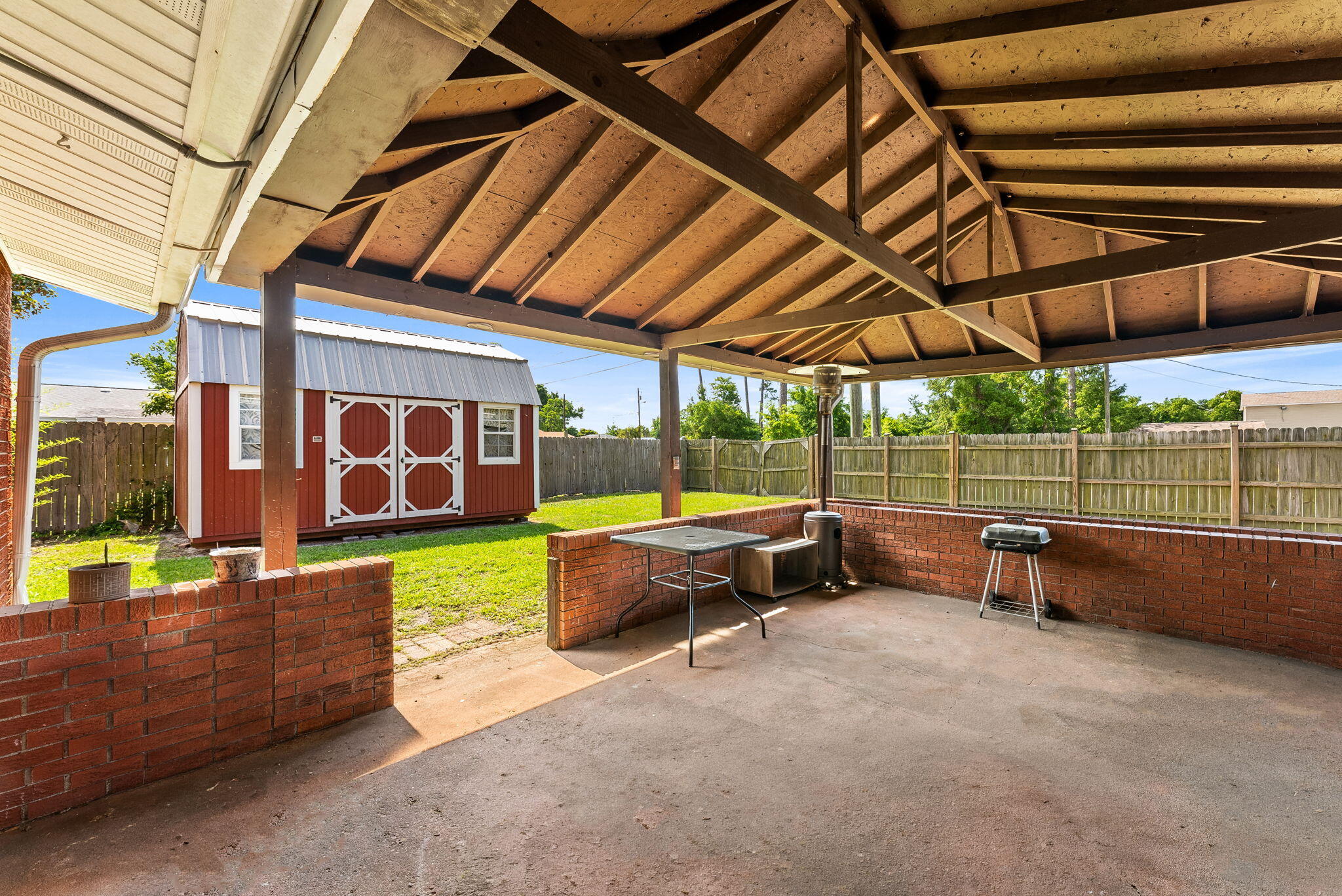 HENTZ 1ST ADDN UNIT B REPLAT - Residential