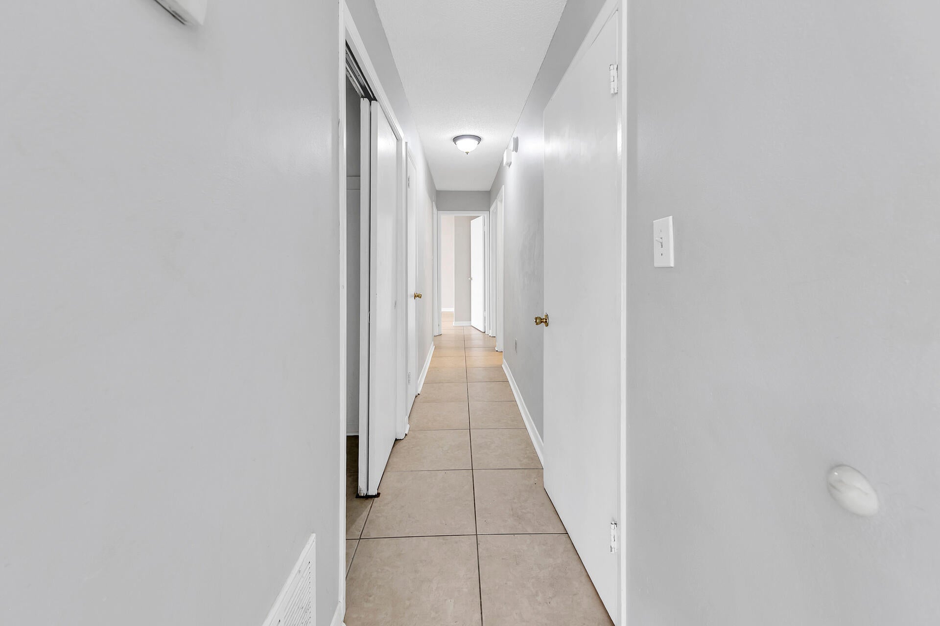 HIDDEN TRAIL PHASE I LOT 81 - Residential Lease