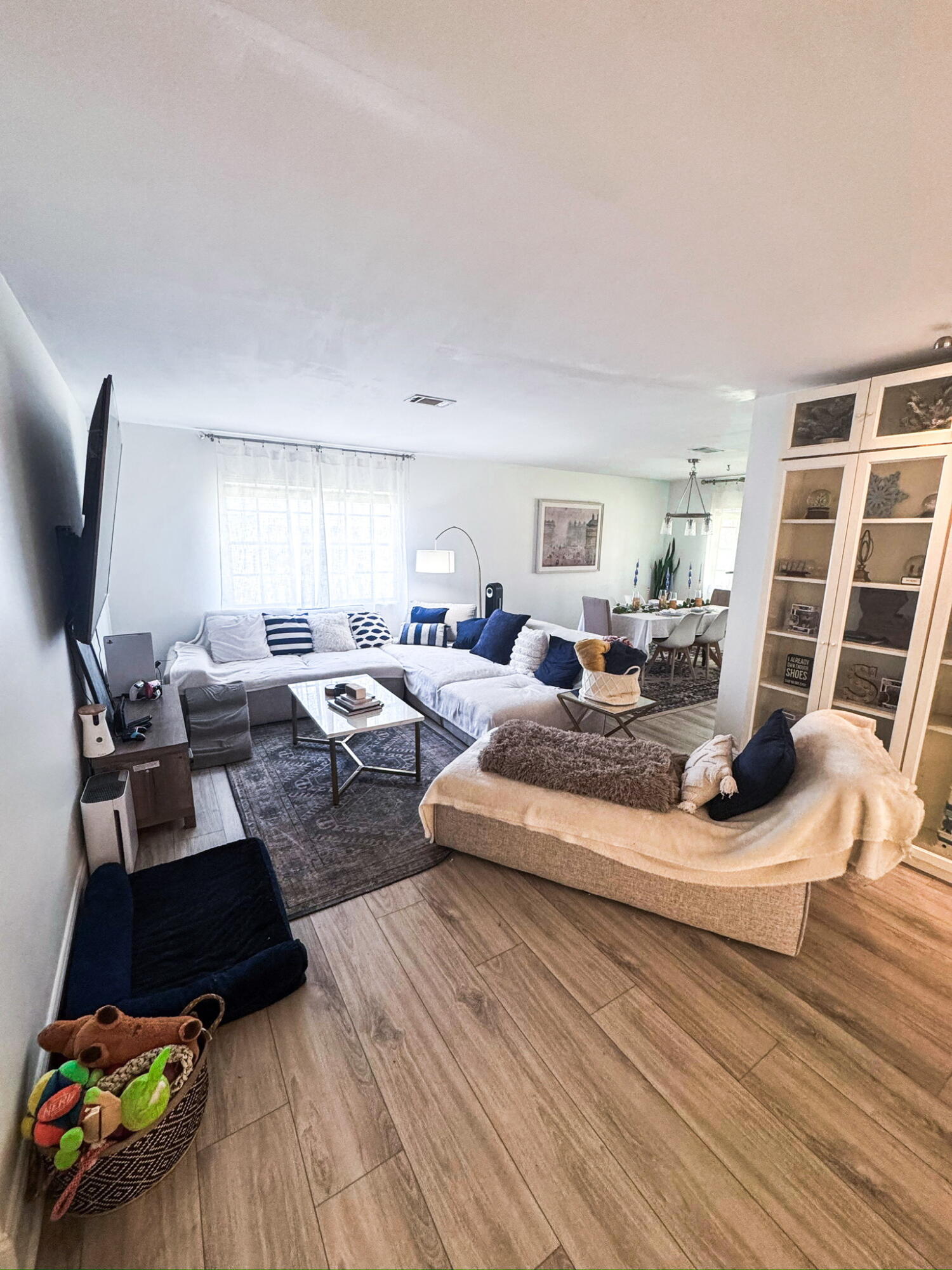 COLONIAL HEIGHTS - Residential