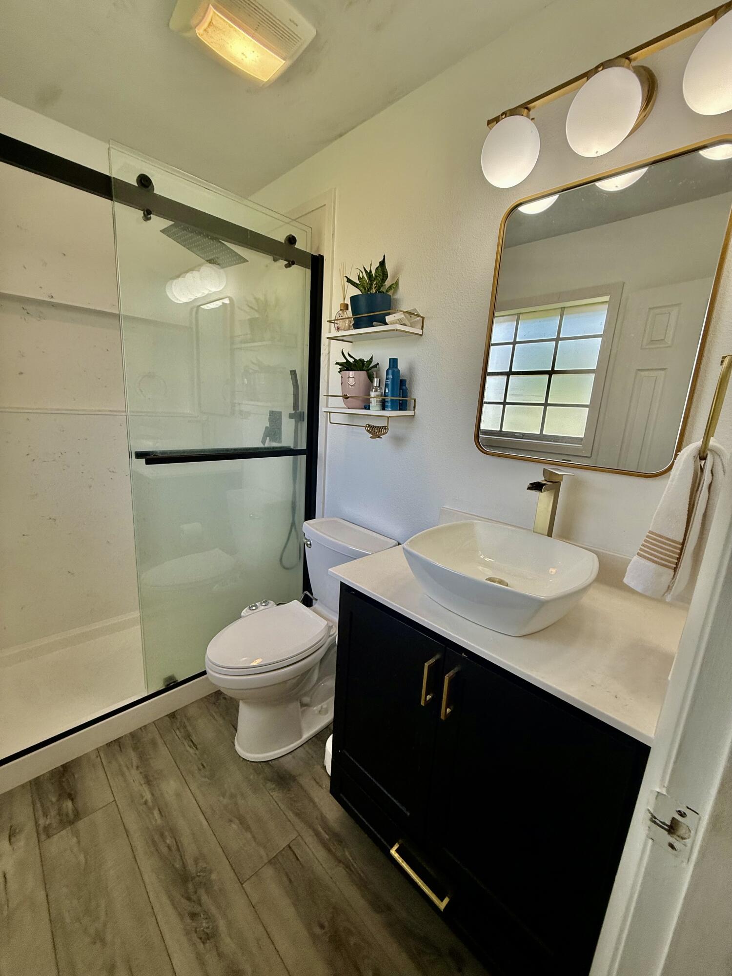 COLONIAL HEIGHTS - Residential