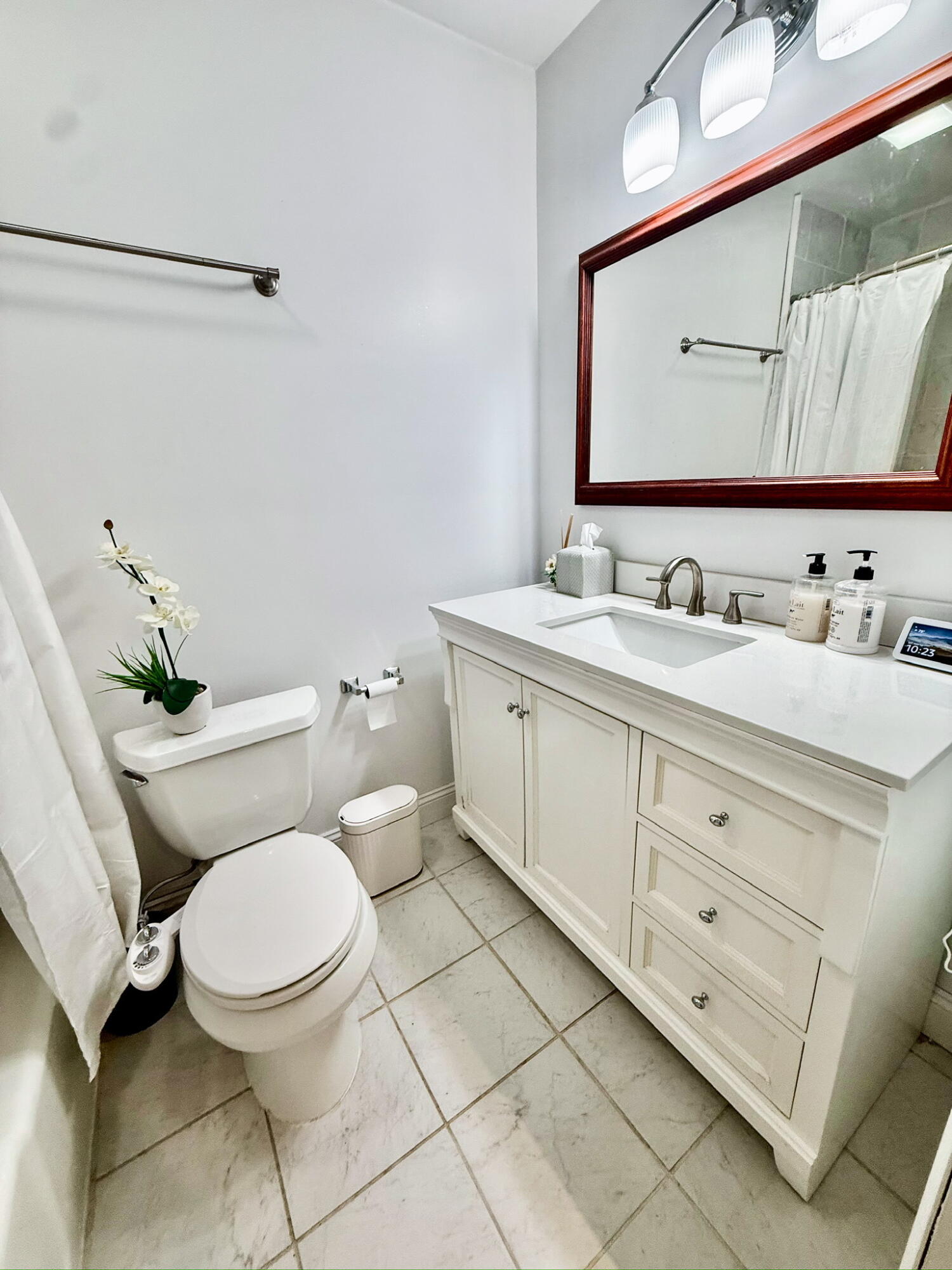 COLONIAL HEIGHTS - Residential