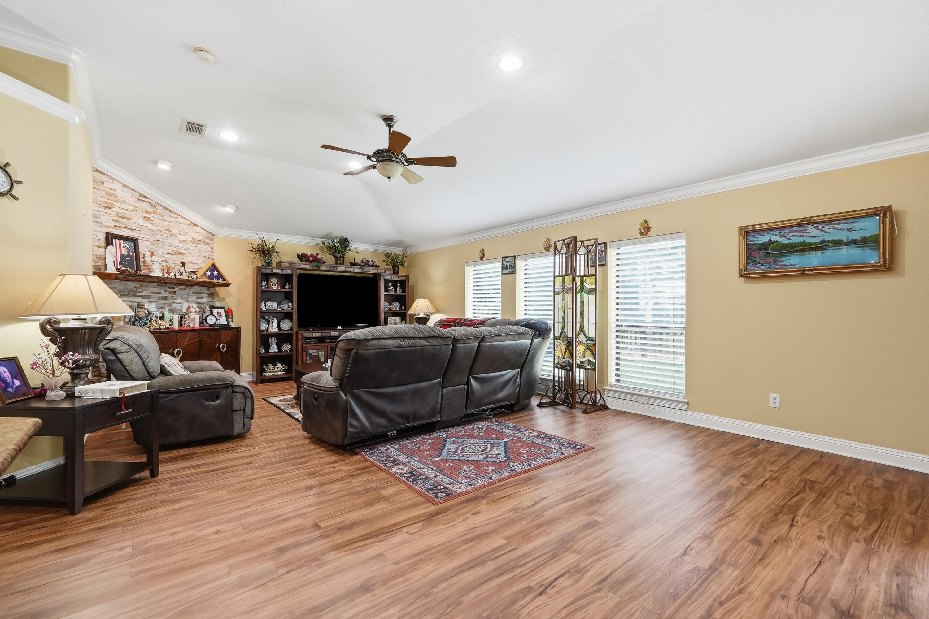 HERITAGE PARK - Residential