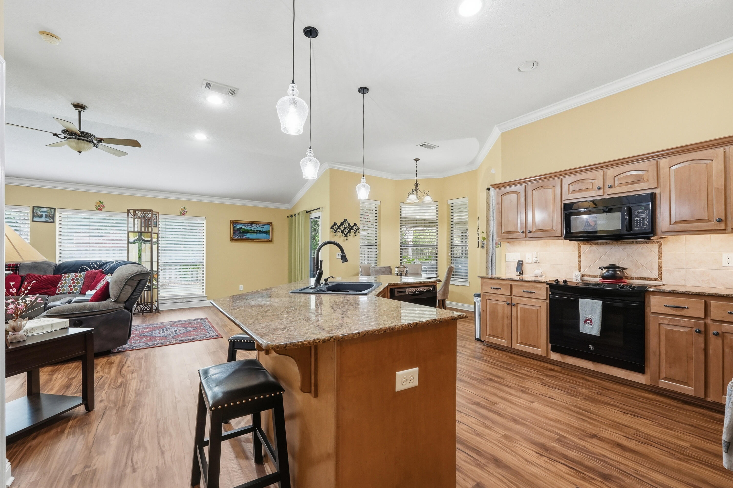 HERITAGE PARK - Residential