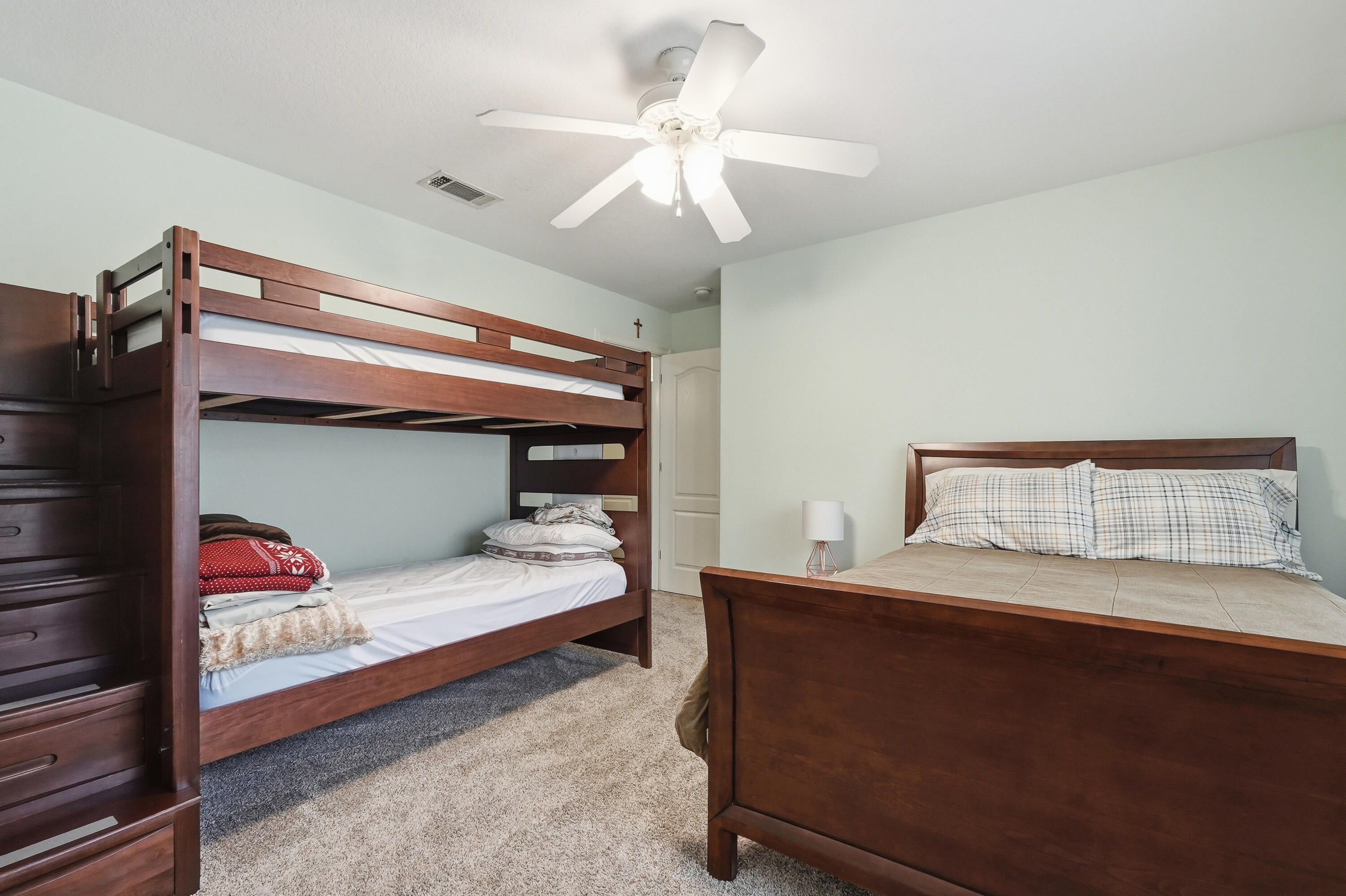 HERITAGE PARK - Residential