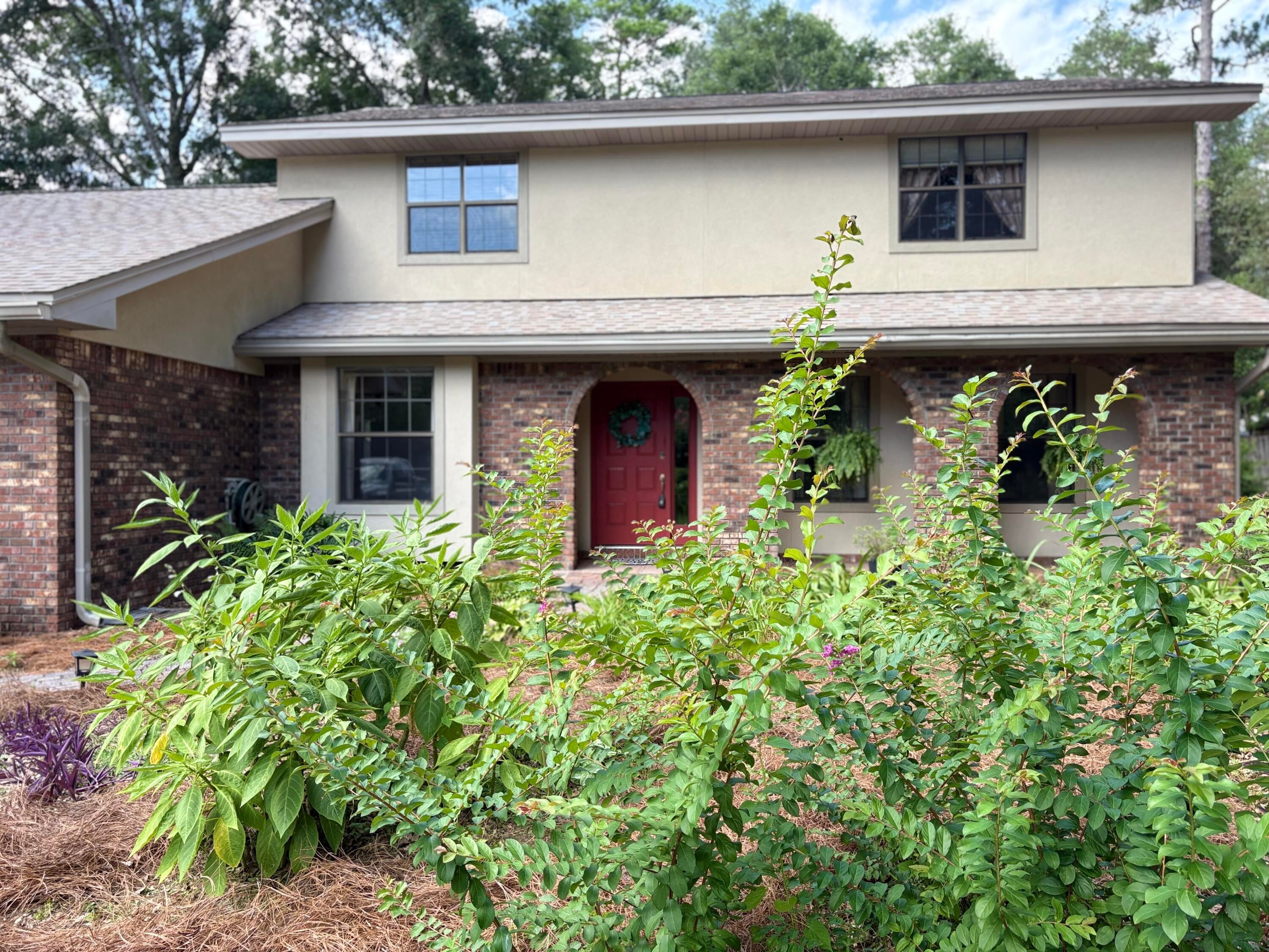 Visit this home in the quiet neighborhood of Rocky Bayou Estates, where you can take an evening stroll around the block after dinner, enjoy a round of golf just around the corner, or be close enough to town to run up the street for groceries or stop by one of the local restaurants when you don't feel like cooking. Publix, Walmart, shopping, dining, and everyday conveniences are all just a short distance away.
This home offers a larger lot size and the neighborhood of Rocky Bayou Estates, you won't feel like you're just minutes from town. Whether you're commuting to Fort Walton Beach, Valparaiso, Destin, or surrounding areas, this location makes getting where you need to go simple while still enjoying the comfort of a quiet neighborhood.
Built with a traditional floor plan, this home features a formal dining room, formal living room, an eat-in kitchen, and a secondary living space, giving you extra room to utilize however it best fits your lifestyle. Throughout the home, you'll find much of its original character, from the traditional layout to the doors, trim, and architectural details that have been preserved over the years.
The home currently offers 3 bedrooms, 2.5 bathrooms, and an office with a large window and full closet that could easily be used as a fourth bedroom. There is plenty of opportunity to come in and make this well-cared-for home your own. Whether you've dreamed of creating a garage gym, adding a downstairs primary suite, building a pool, or simply updating the spaces to fit your style, this property offers the room and flexibility to make it happen. There are so many possibilities with this home and the spacious lot it offers in Rocky Bayou Estates.