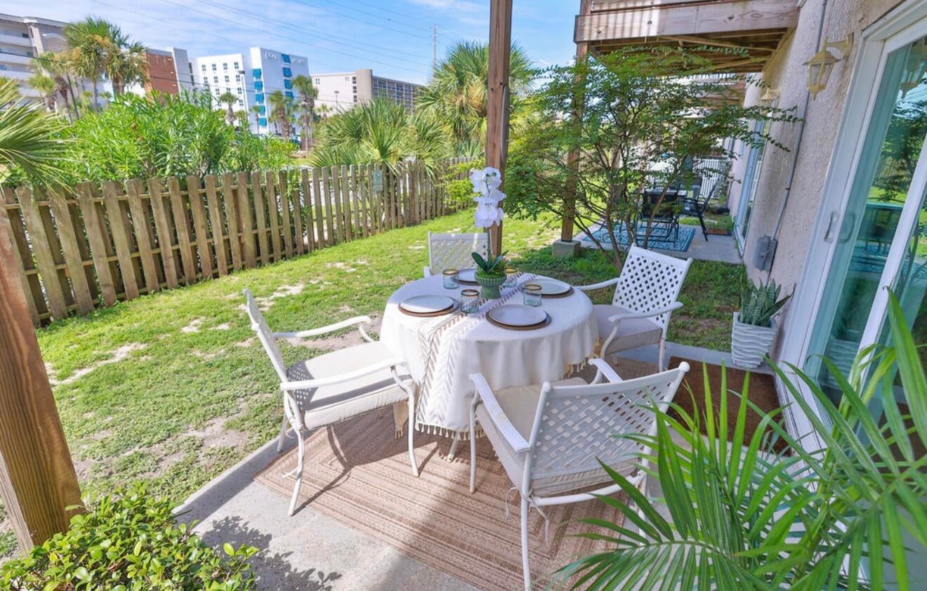 ISLAND GARDENS CONDO - Residential