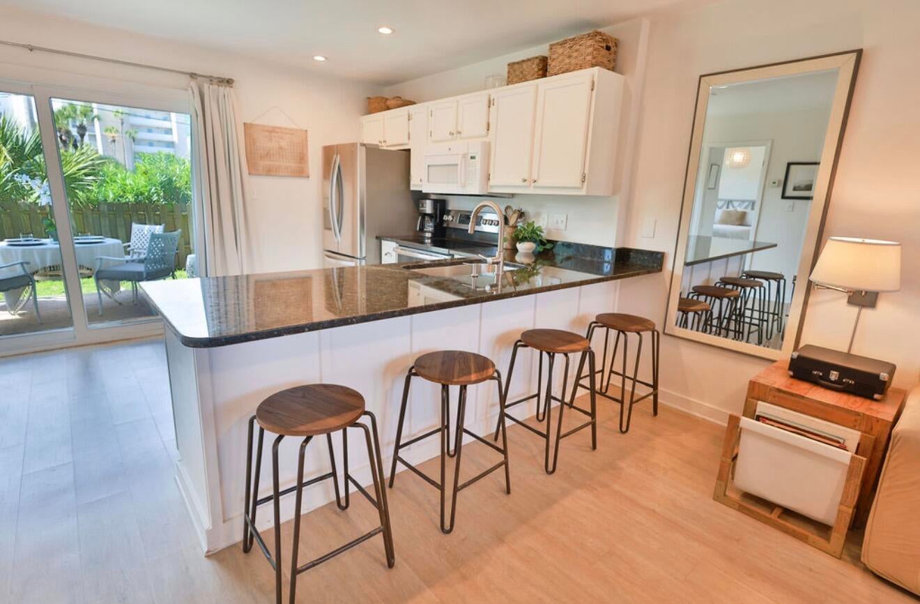 ISLAND GARDENS CONDO - Residential