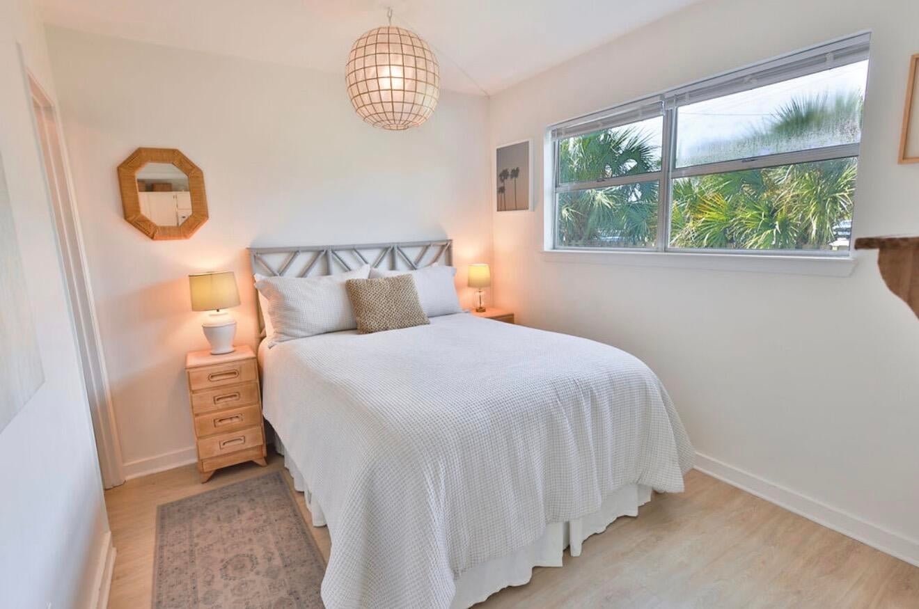 ISLAND GARDENS CONDO - Residential