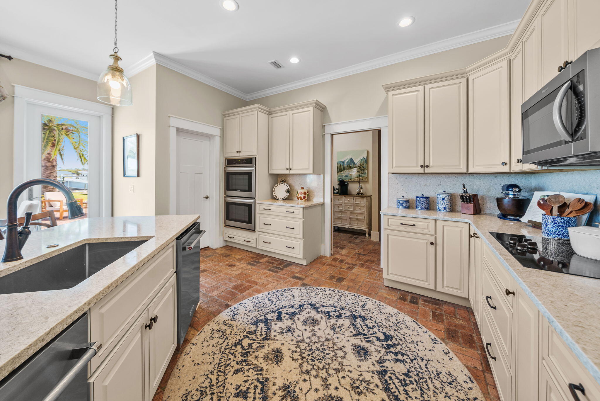 BAYWOOD SHORE ESTATES - Residential