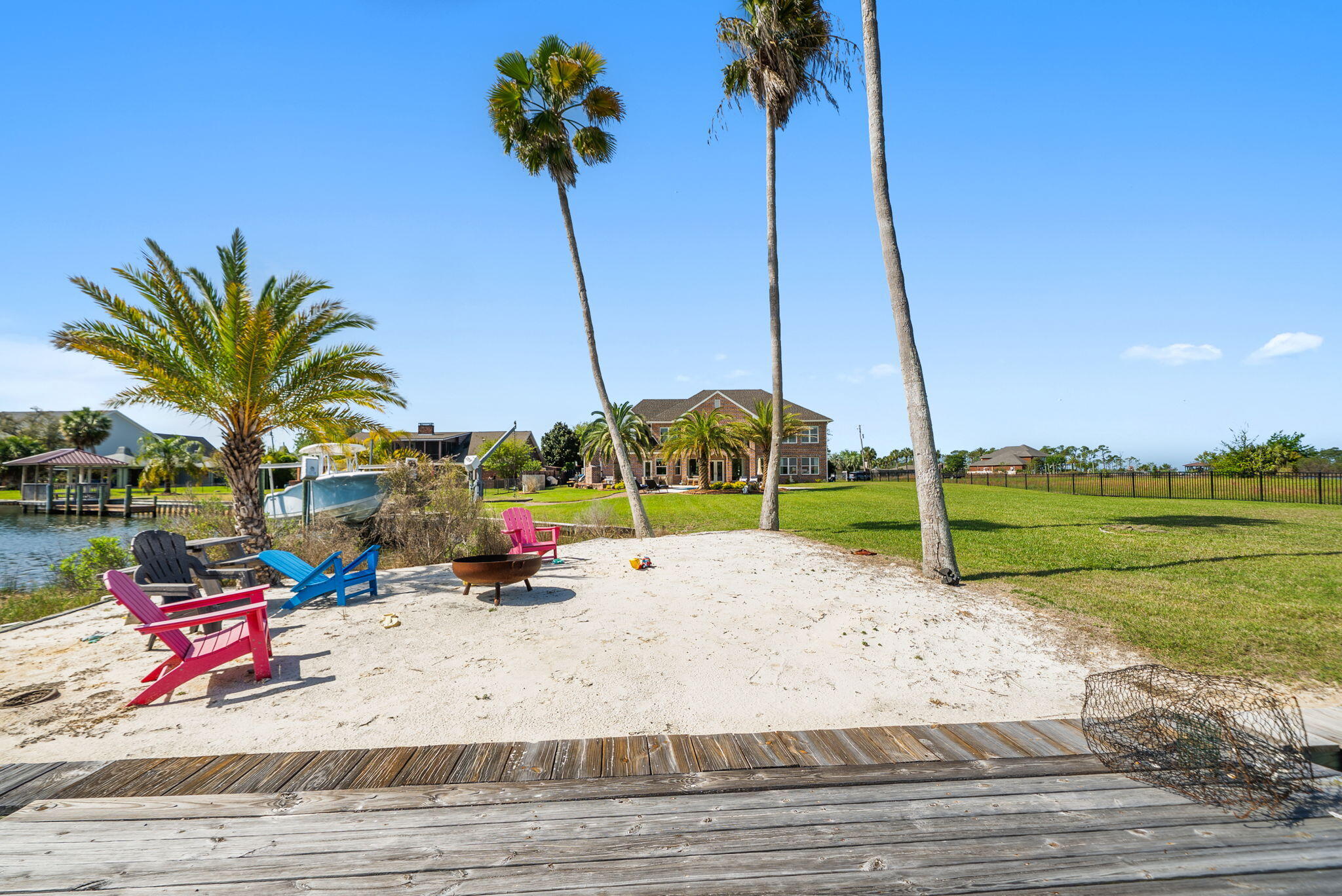 BAYWOOD SHORE ESTATES - Residential